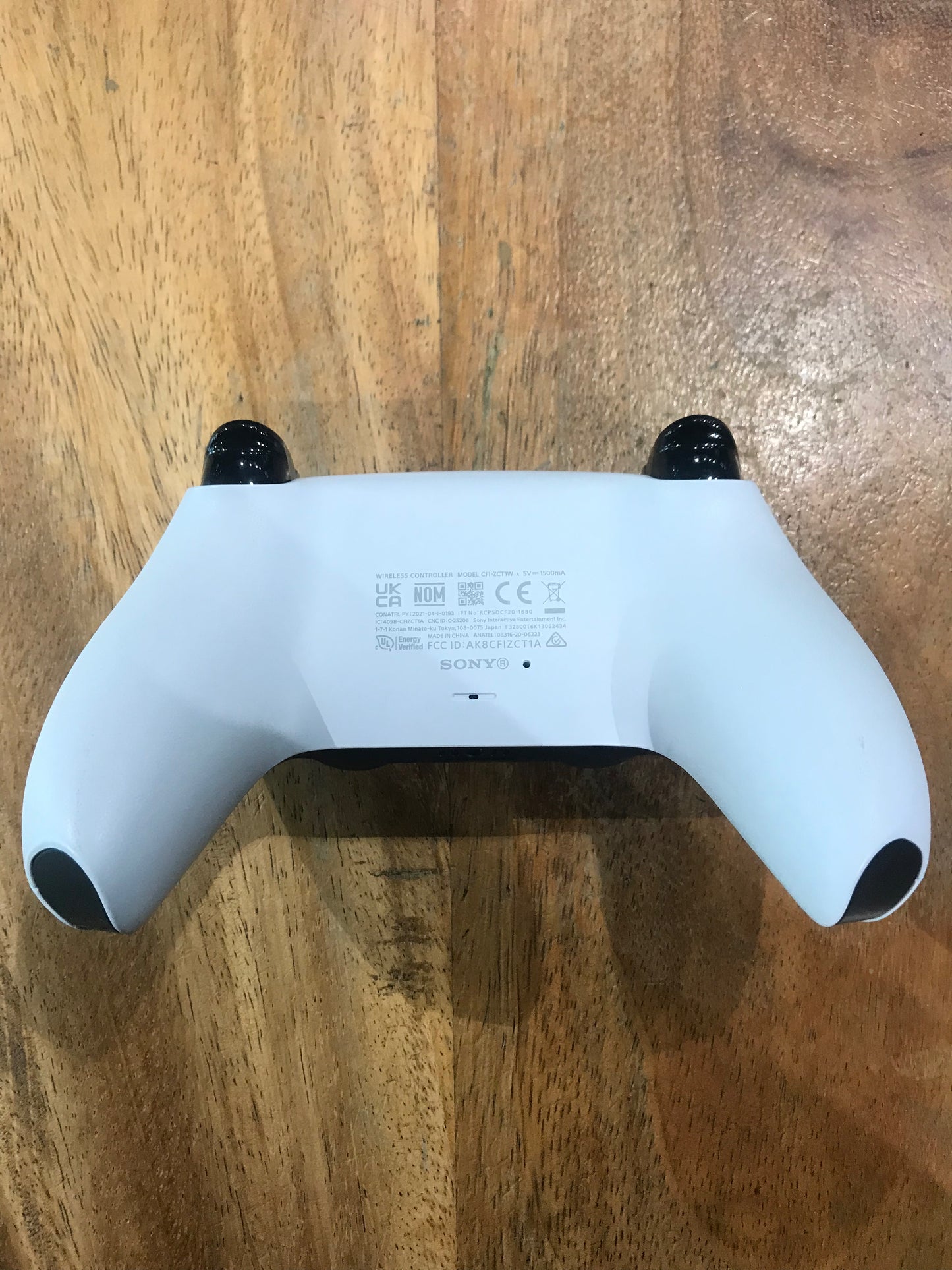 PlayStation 5: Standard Edition 825GB (Producto Unico)