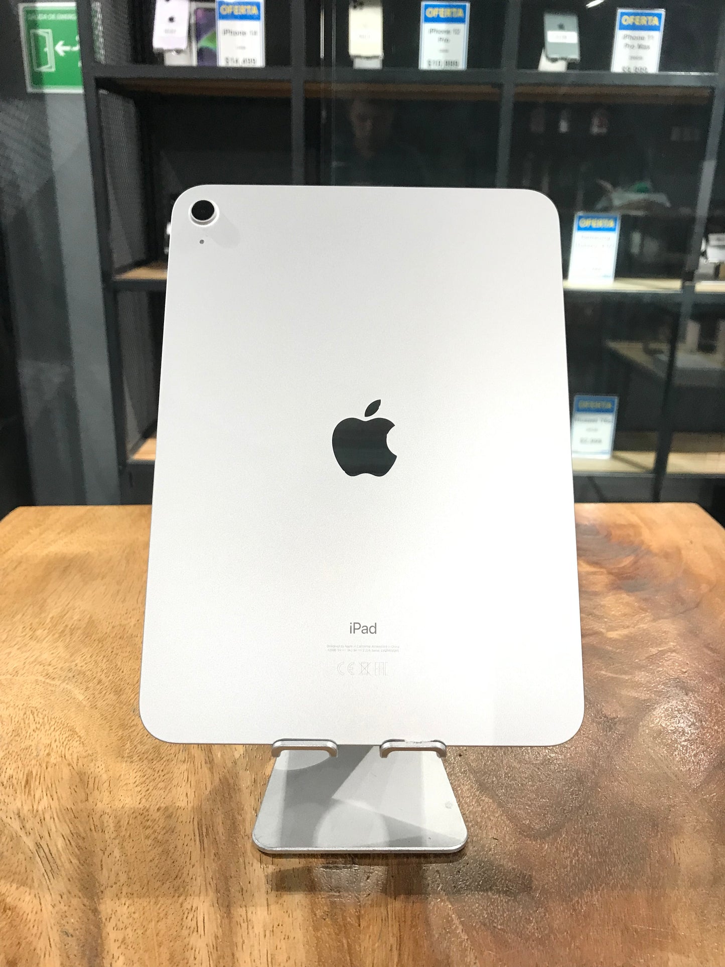 iPad 10th Gen 10.9" 256GB (Producto Unico)