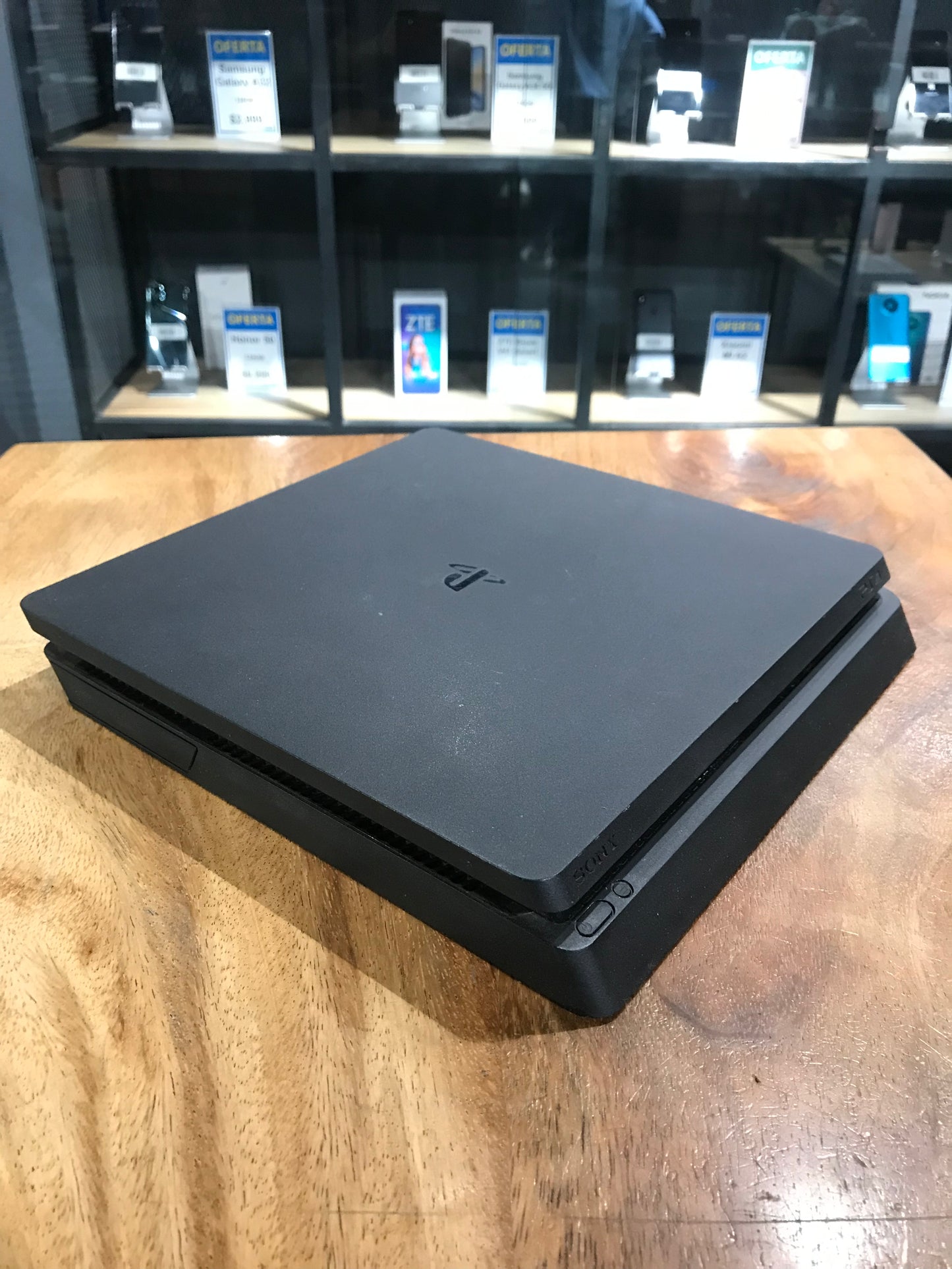 PlayStation 4 Slim 500GB (Producto Unico)
