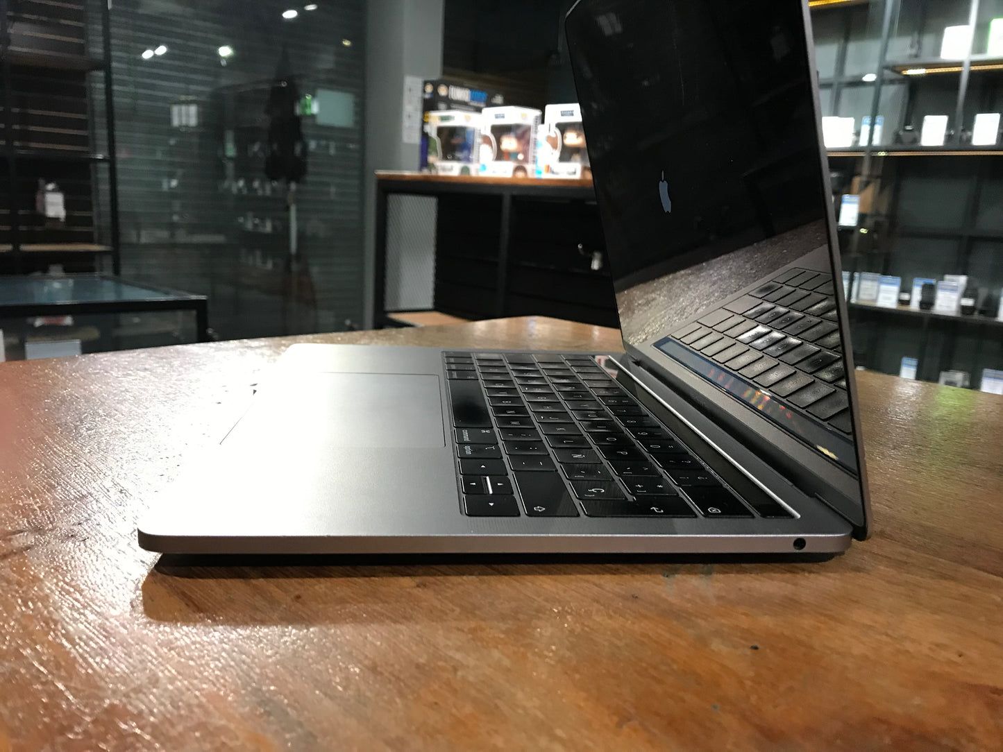 MacBook Pro 2019 128GB SSD/ 8GB RAM (Producto Unico)