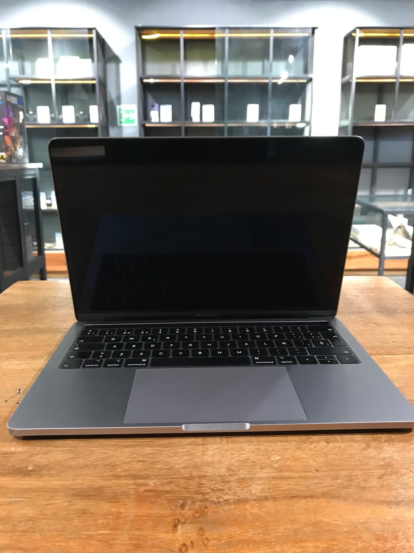 MacBook Pro 2019 128GB SSD/ 8GB RAM (Producto Unico)