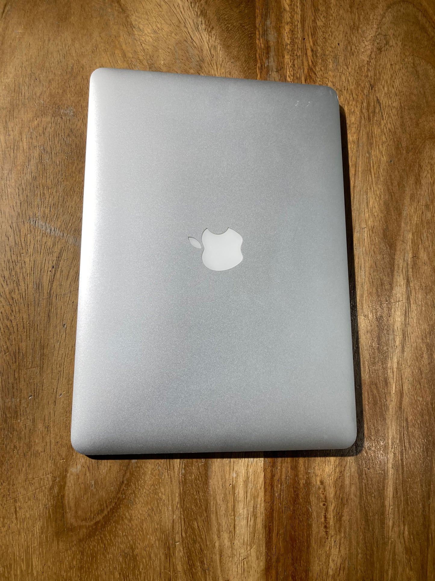MacBook Air 13" 2015 (Producto Unico)