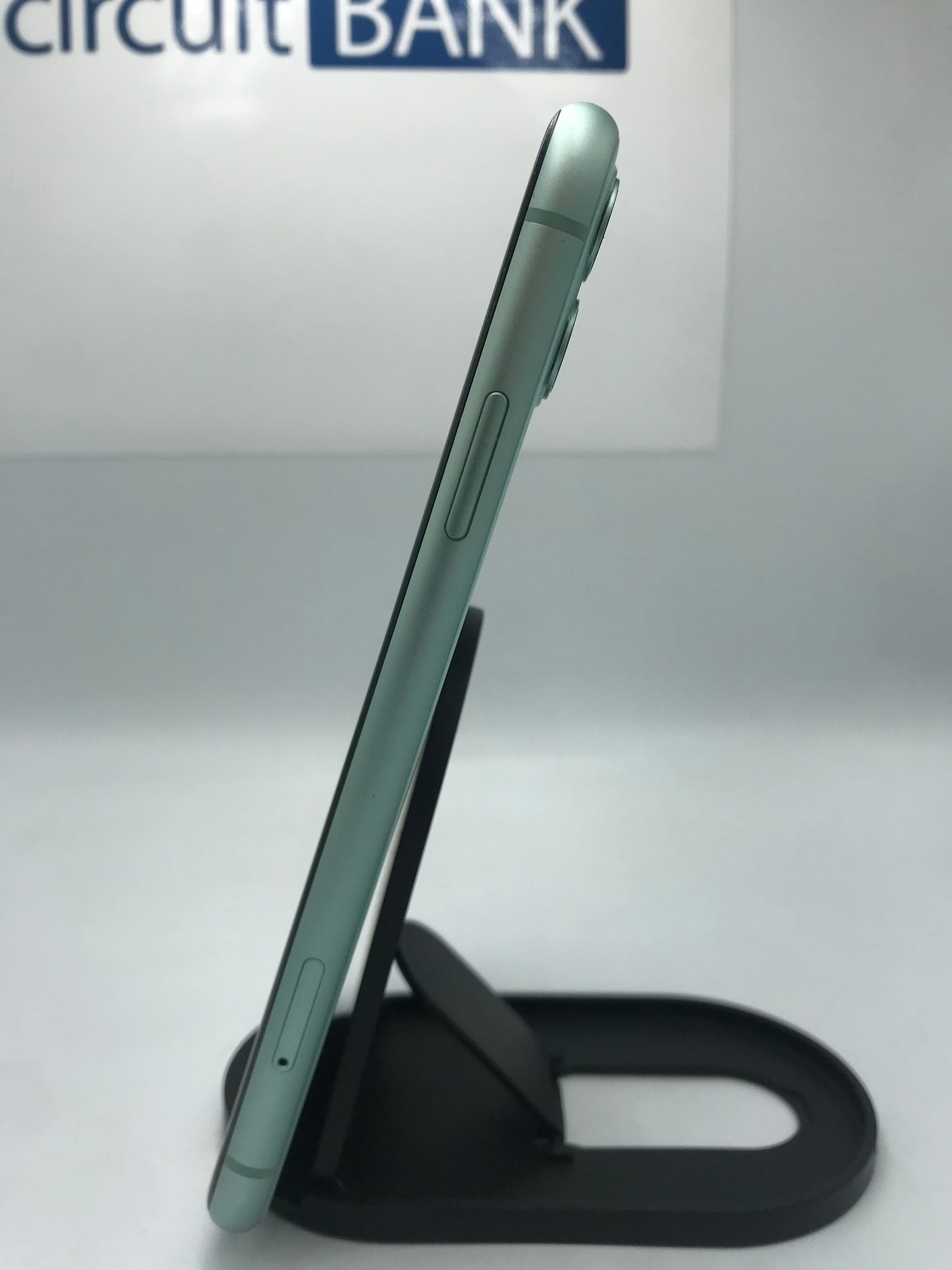 iPhone 11 64GB (Producto Único)