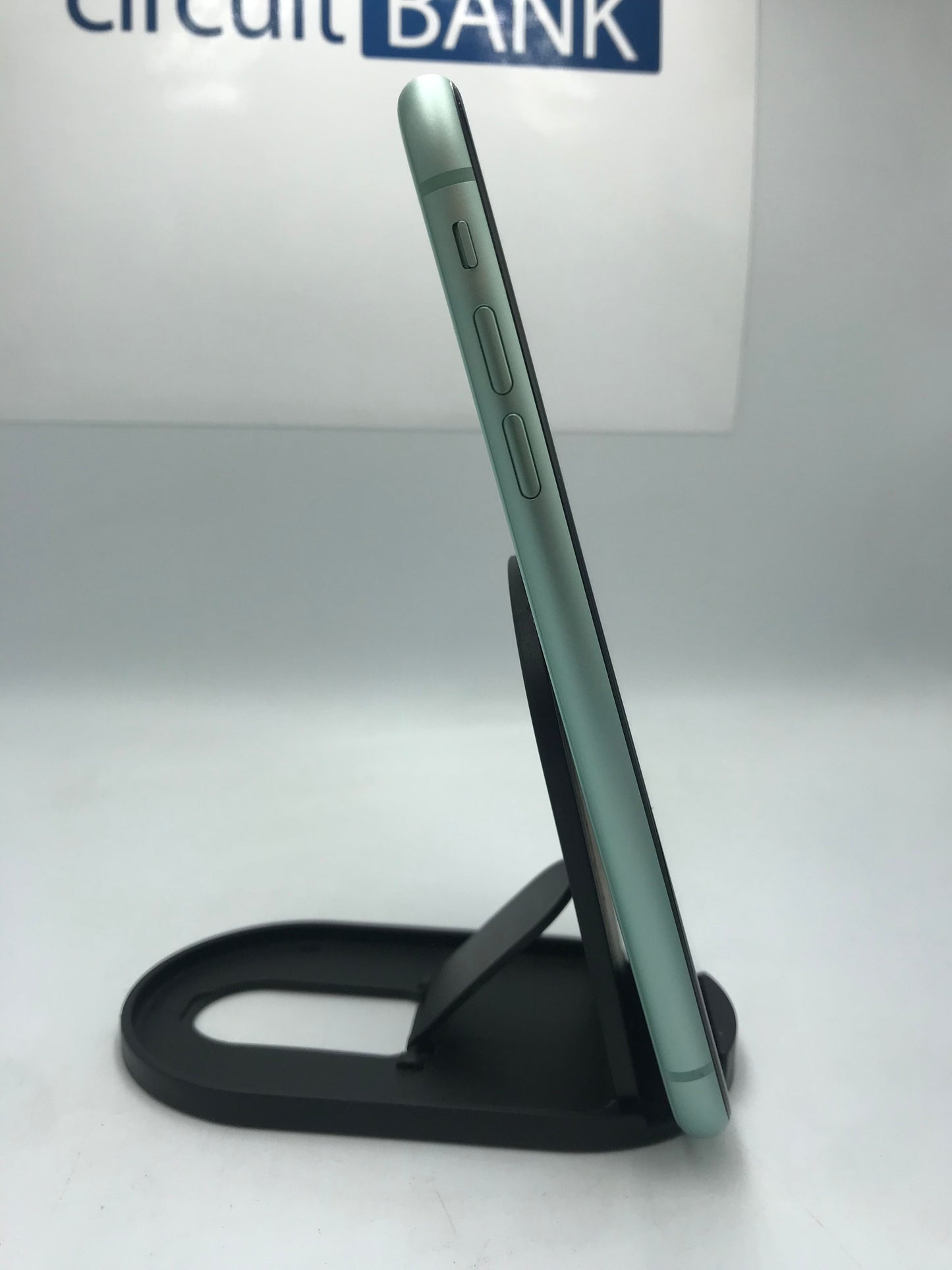 iPhone 11 64GB (Producto Único)