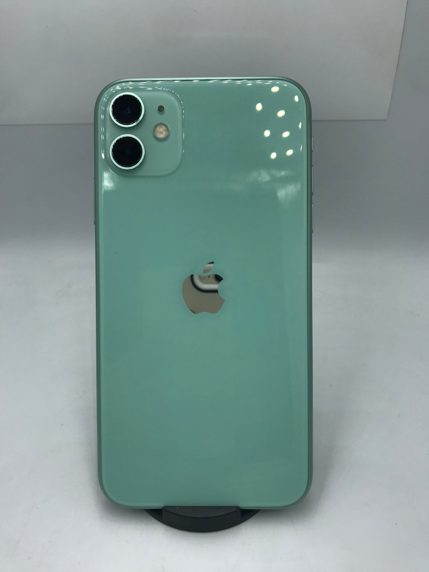 iPhone 11 64GB (Producto Único)