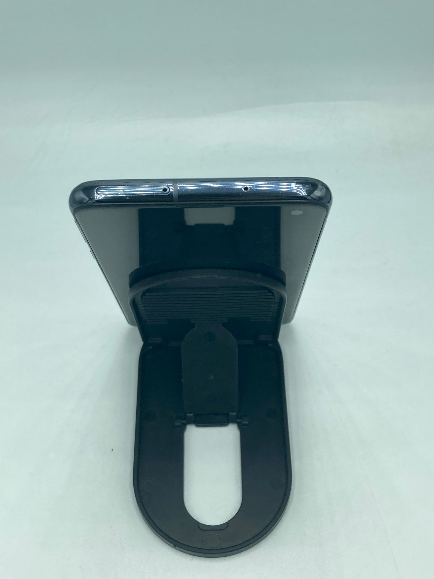 Samsung Galaxy S10e 128GB (Producto Único)