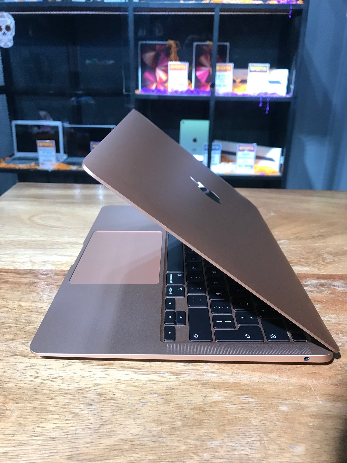 MacBook Air M1 256GB (Producto Único)