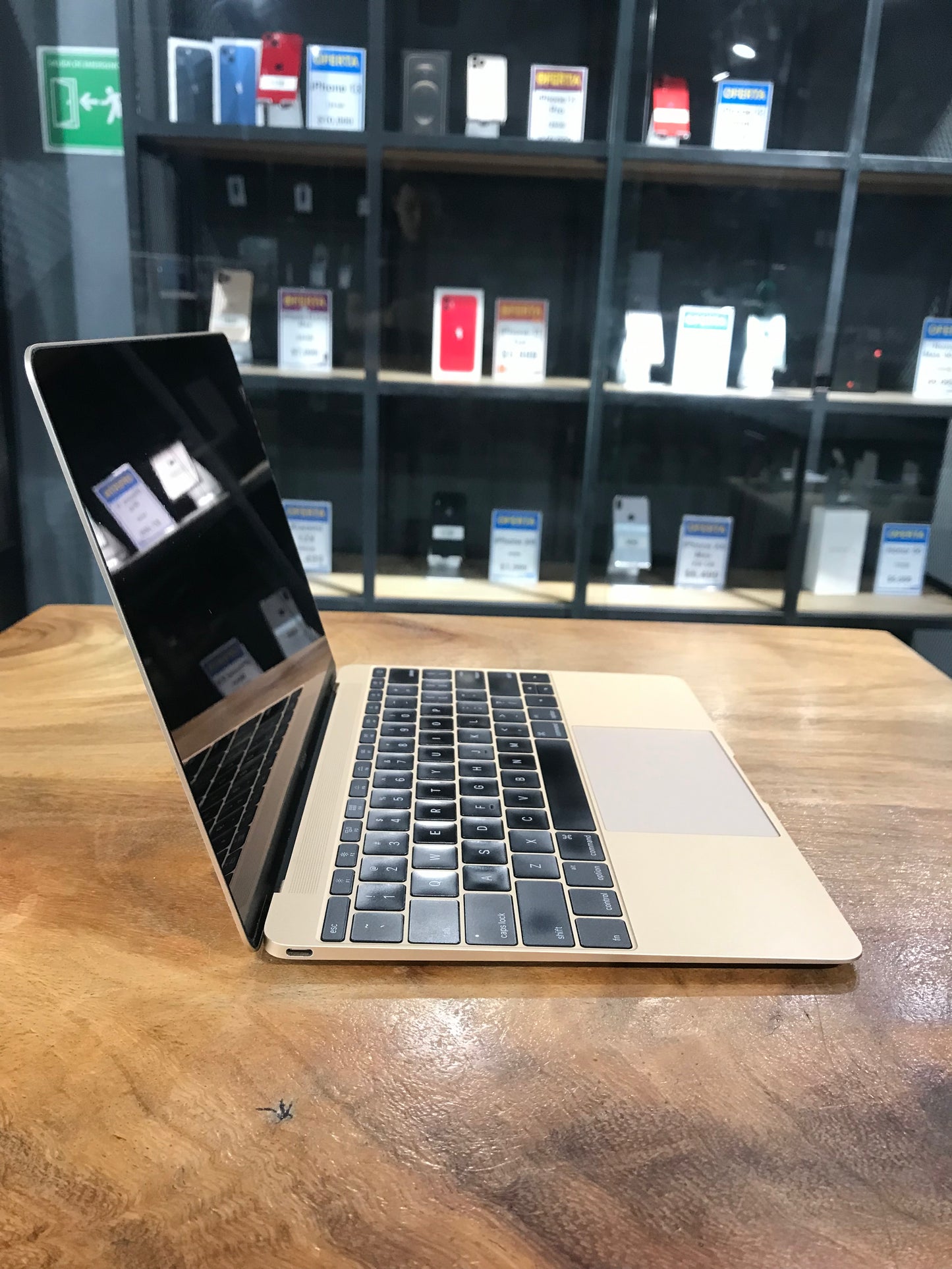 MacBook 12" 2015 (Producto Unico)