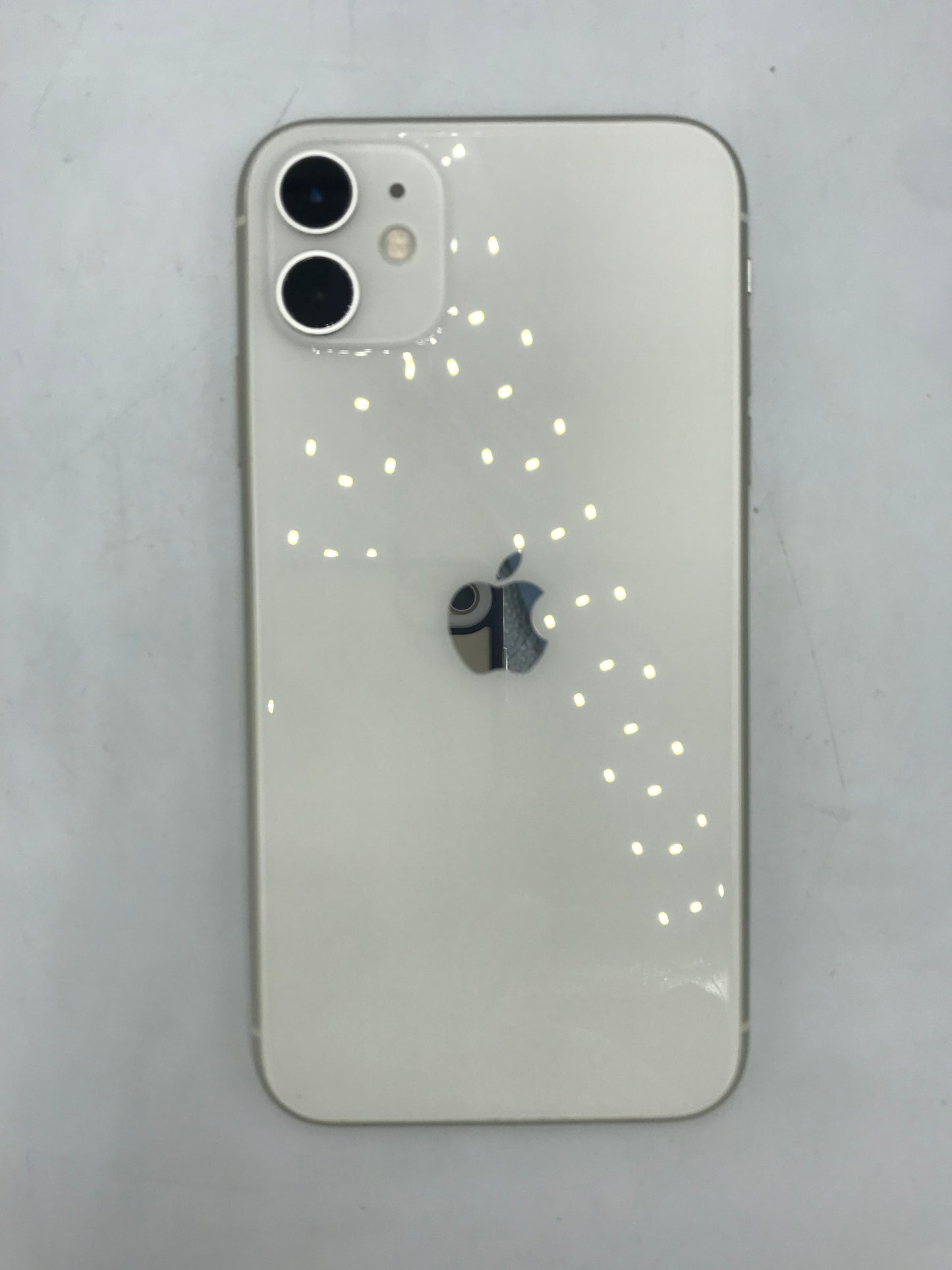 iPhone 11 64GB (Producto Único)