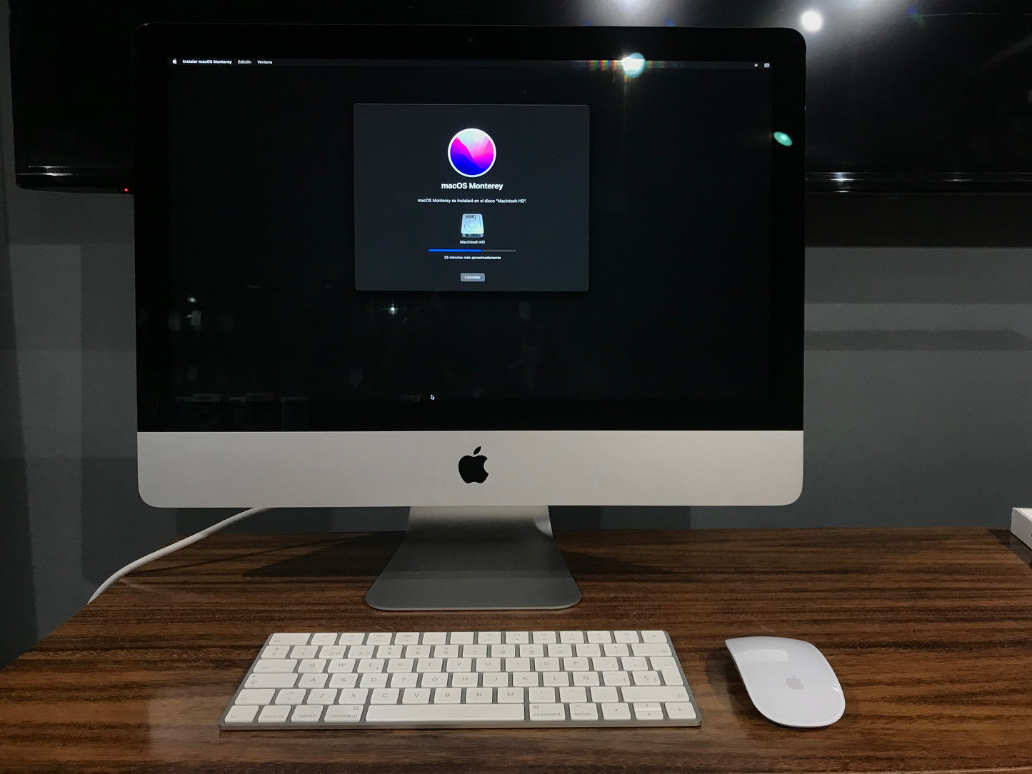 iMac 21" 2017 1TB SSD (Producto Único)