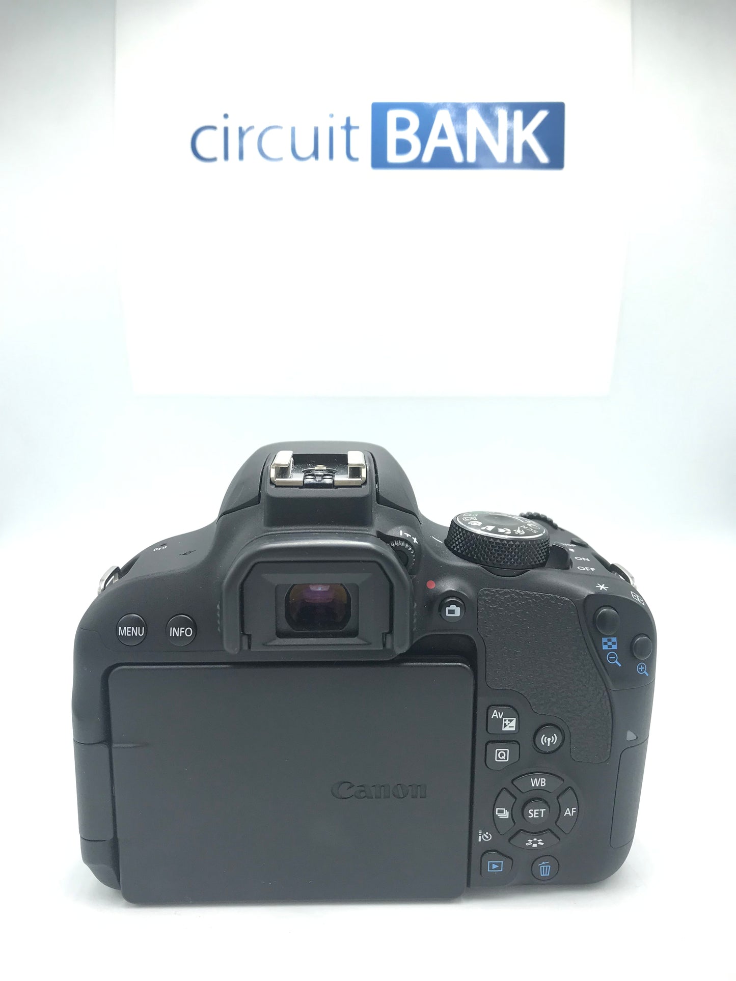 Canon EOS Rebel T7i + EF-S 18-55mm IS STM (Producto Unico)