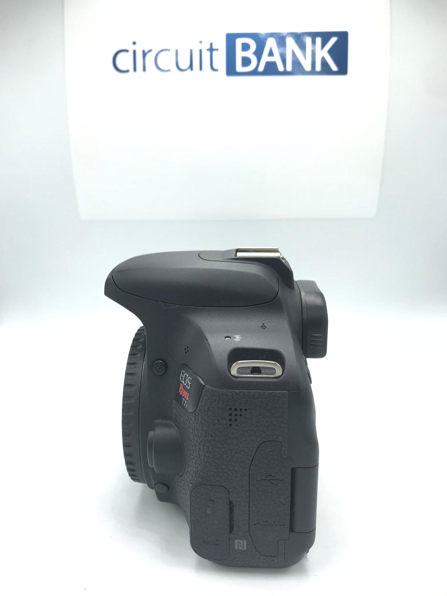 Canon EOS Rebel T7i + EF-S 18-55mm IS STM (Producto Unico)