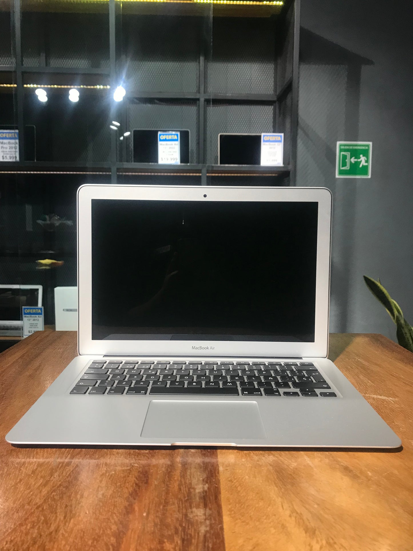 MacBook Air 13" 2017 (Producto Único)