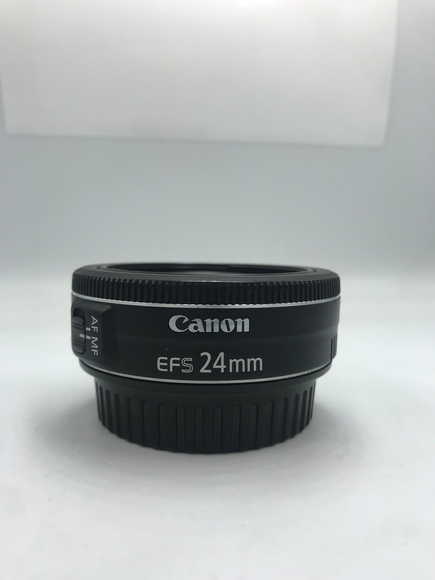 Lente Canon EF-S 24mm (Producto Único)