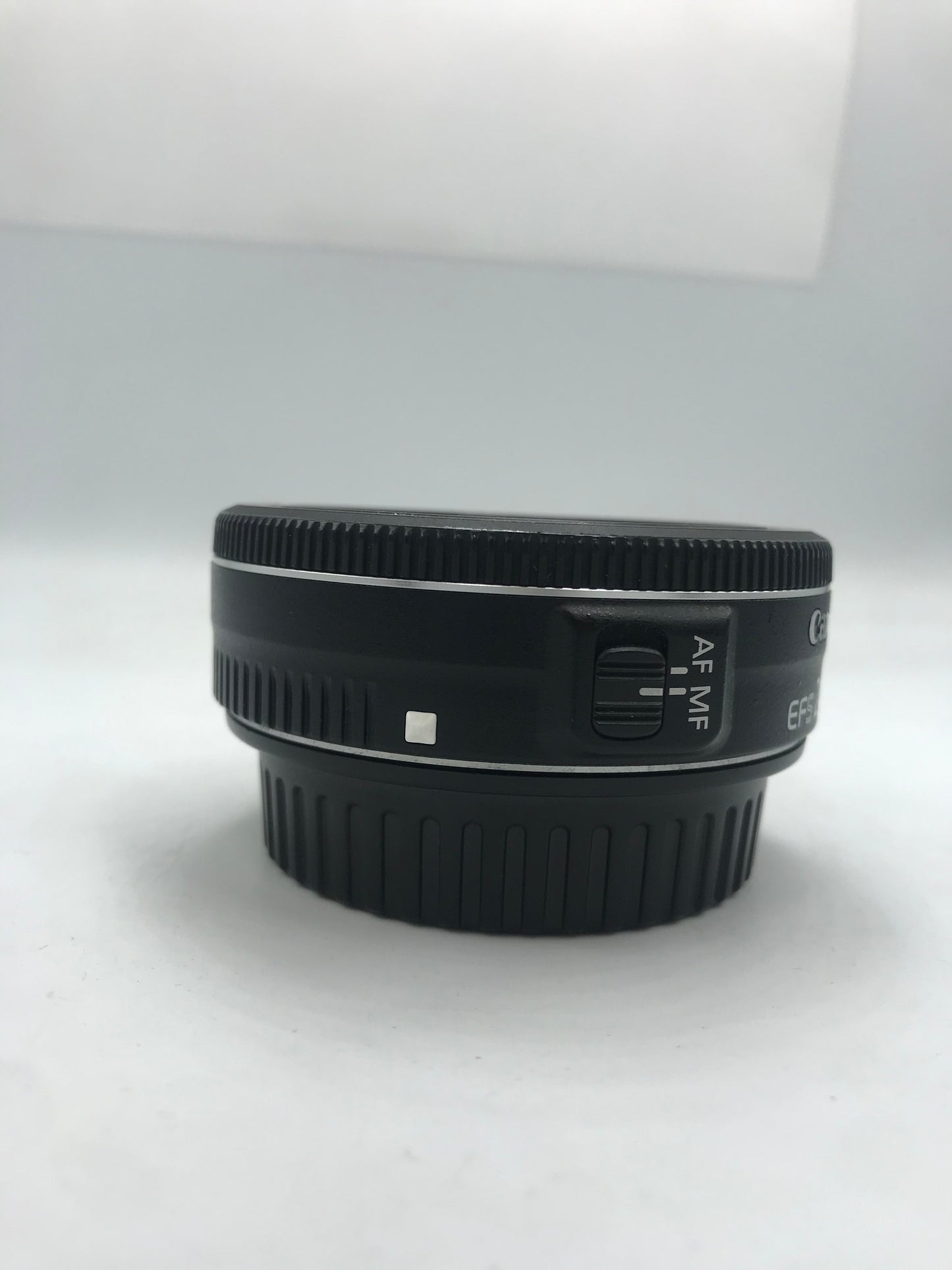 Lente Canon EF-S 24mm (Producto Único)