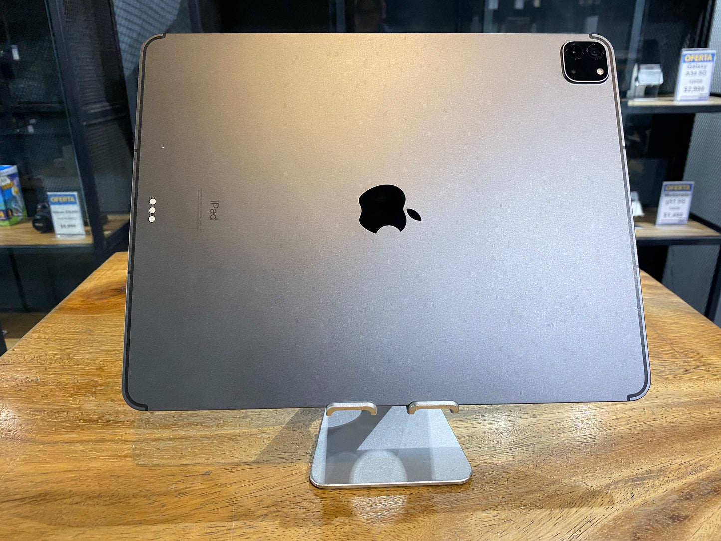 iPad Pro 12.9 5ta Gen. 256GB (Producto Unico)