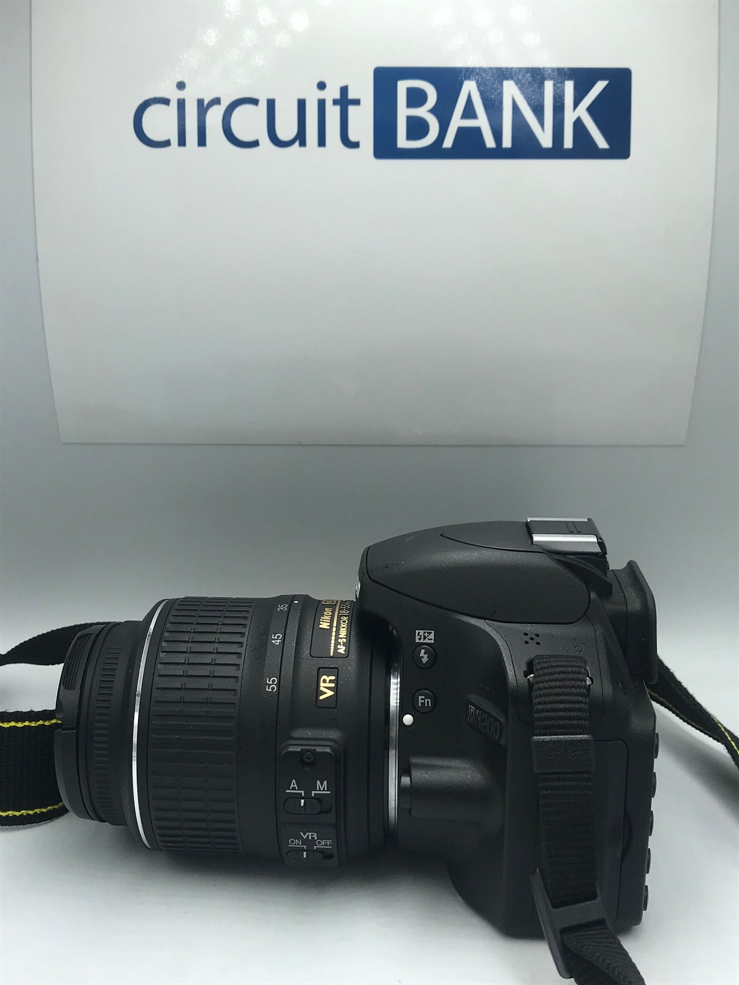 Cámara Nikon D3200 (Producto Unico)