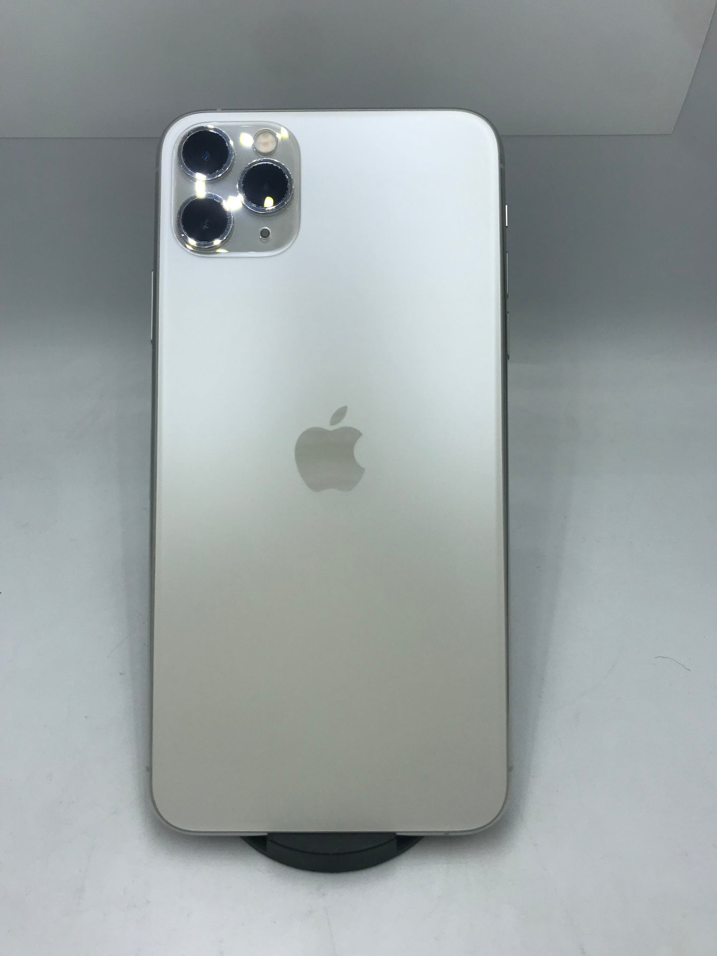 iPhone 11 Pro Max 64GB (Producto Único)