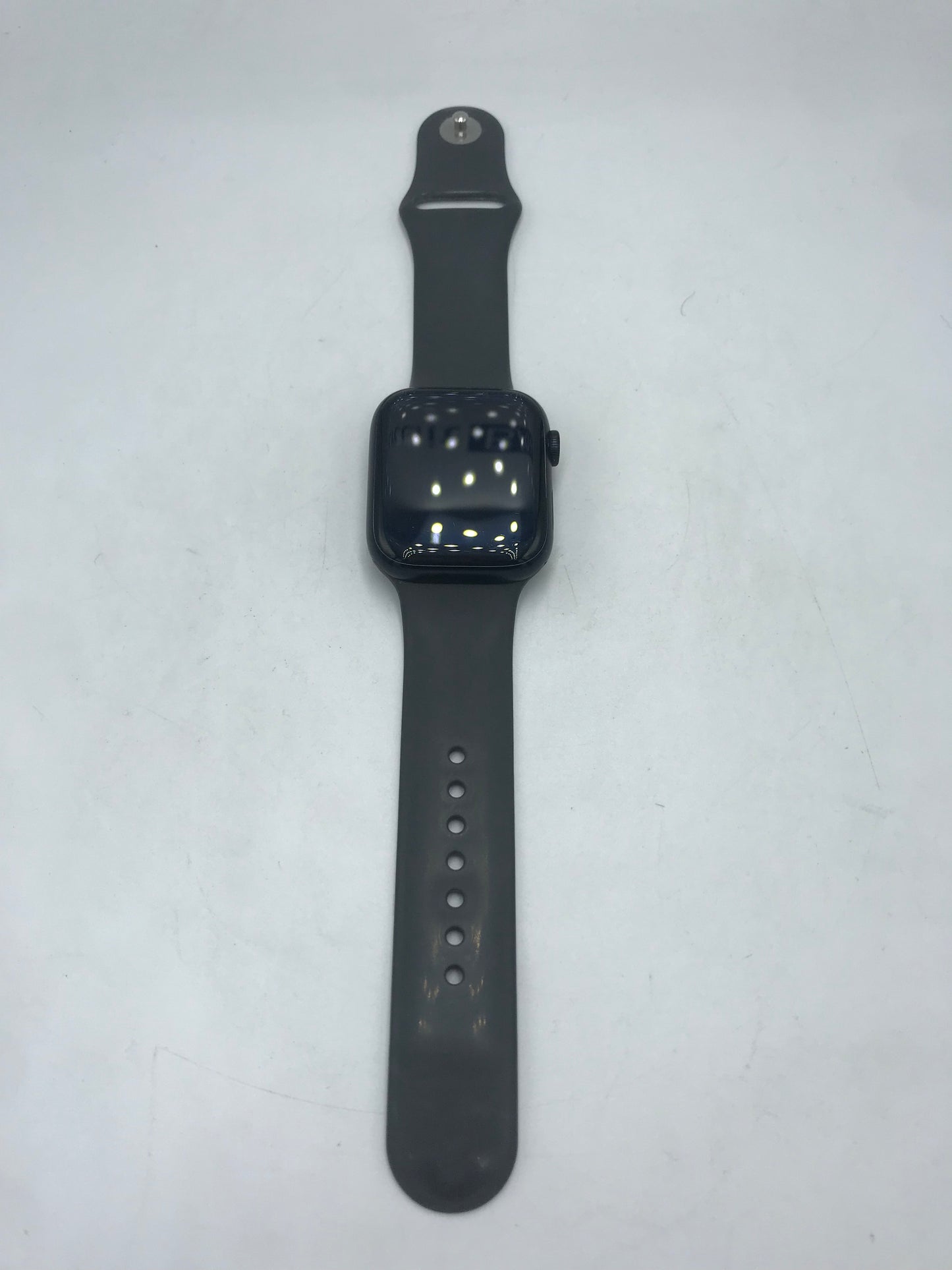 Apple Watch Series 7 45mm (Producto Único)