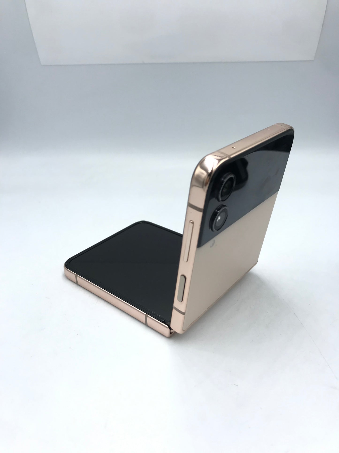 Samsung Galaxy Z Flip4 256GB (Producto Unico)
