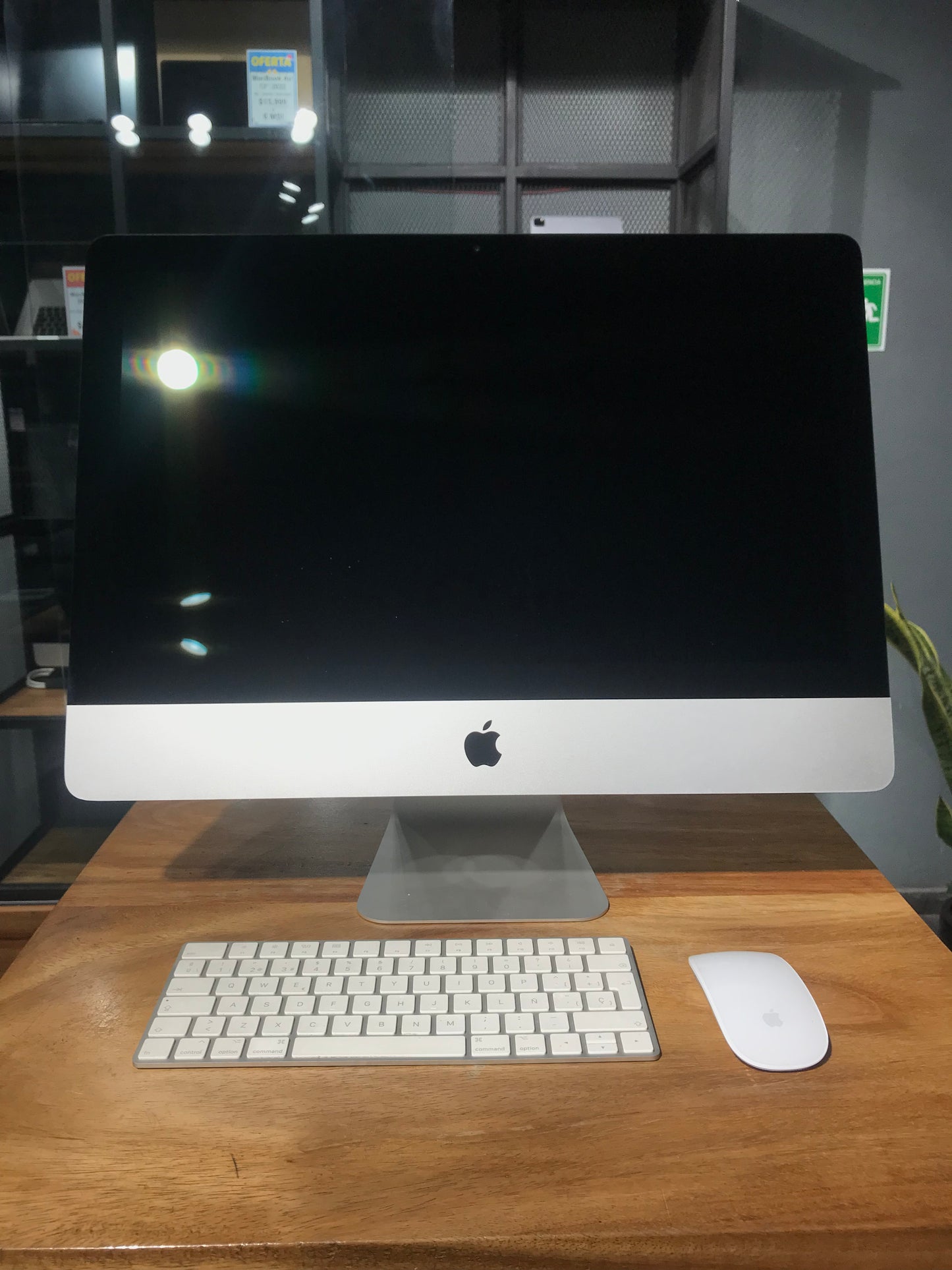 iMac 21.5" 2019 4K Retina (Producto Unico)