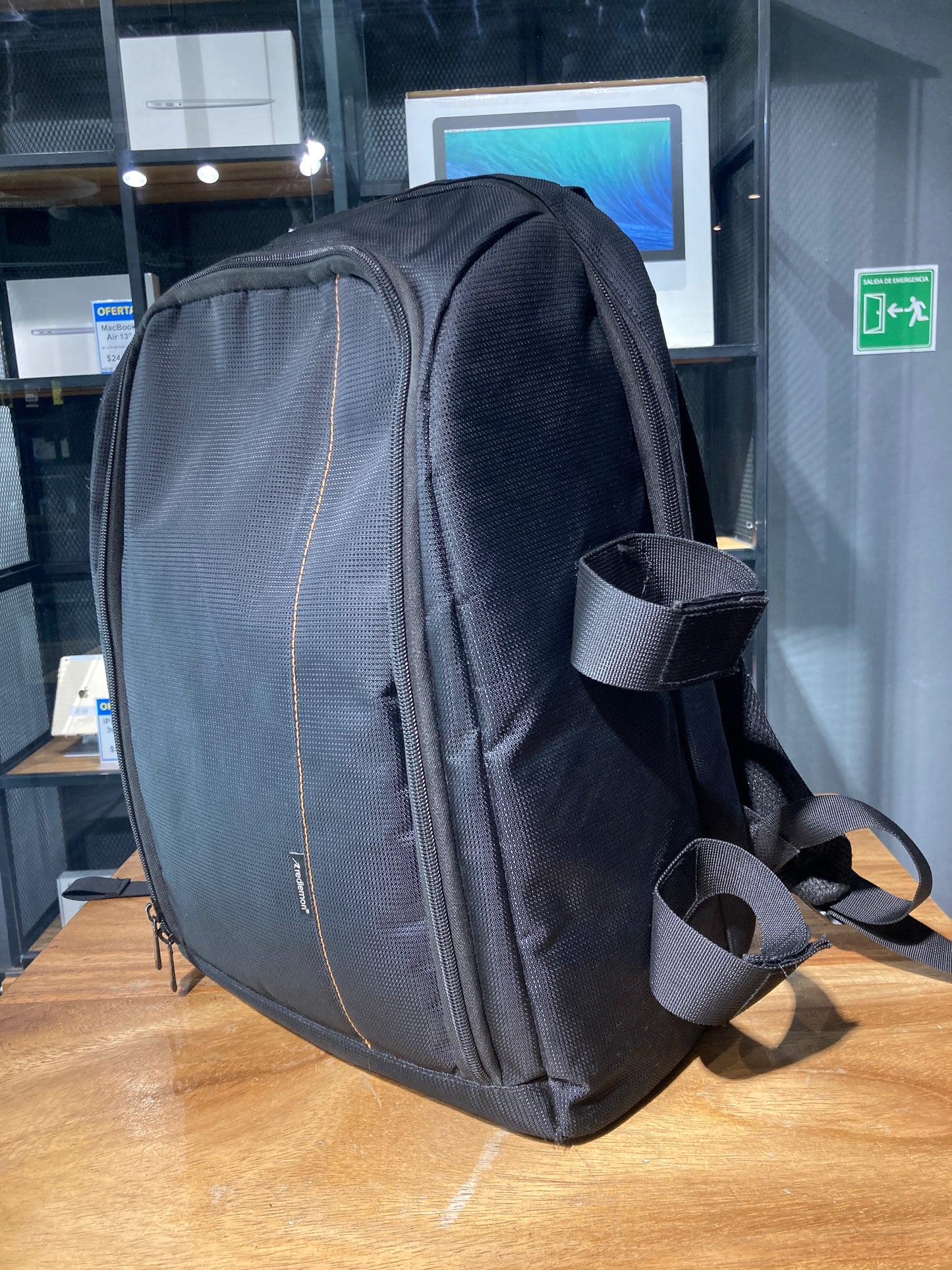 Mochila Redlemon (Producto único)