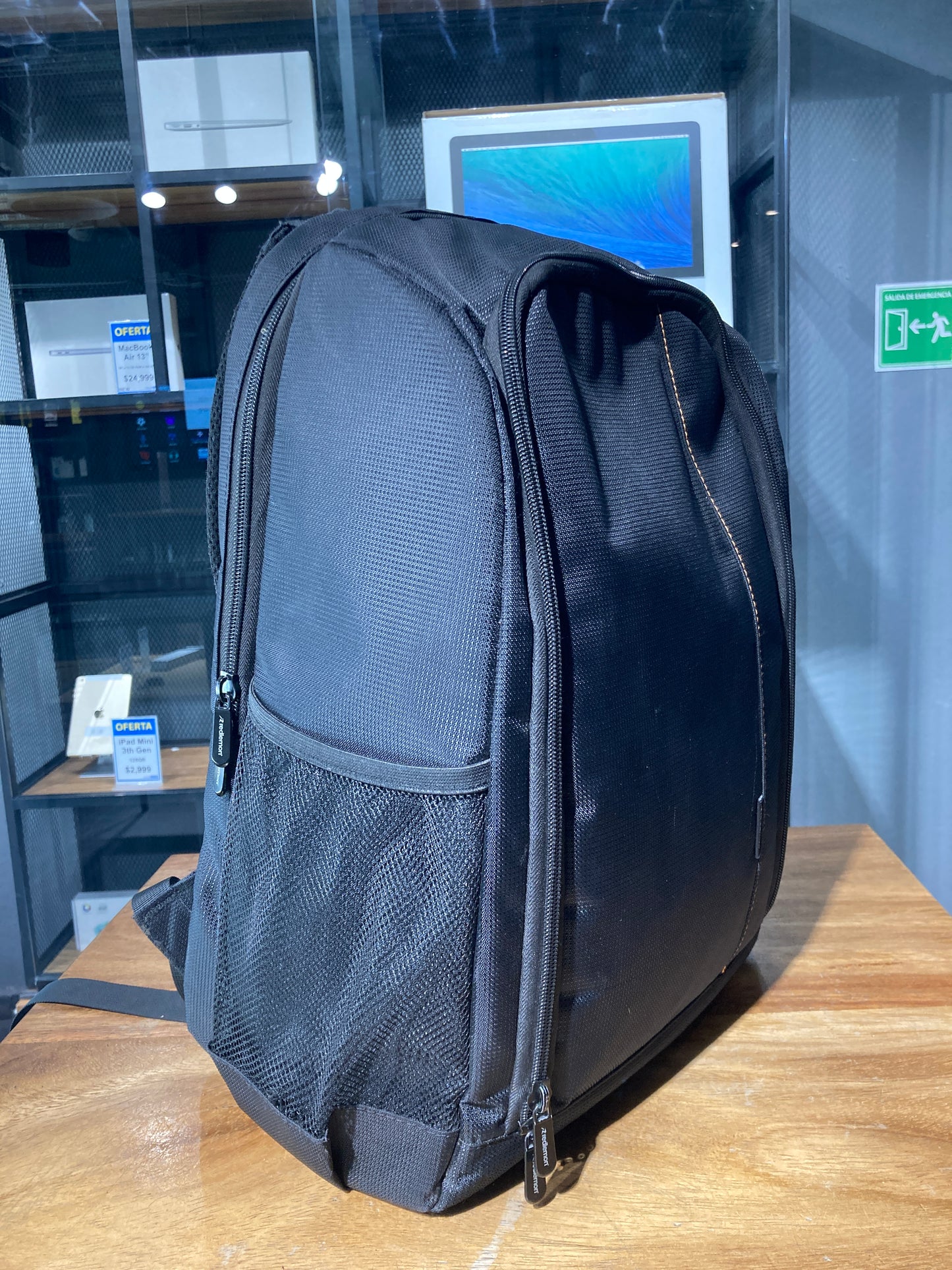 Mochila Redlemon (Producto único)