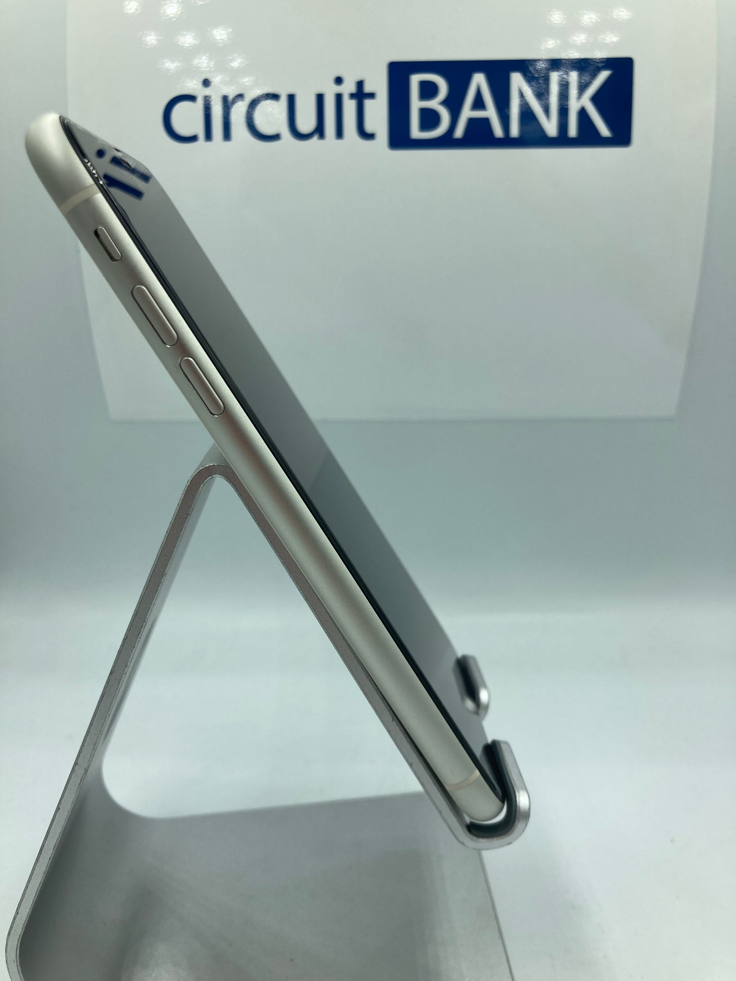 iPhone 11 128GB (Producto Único)
