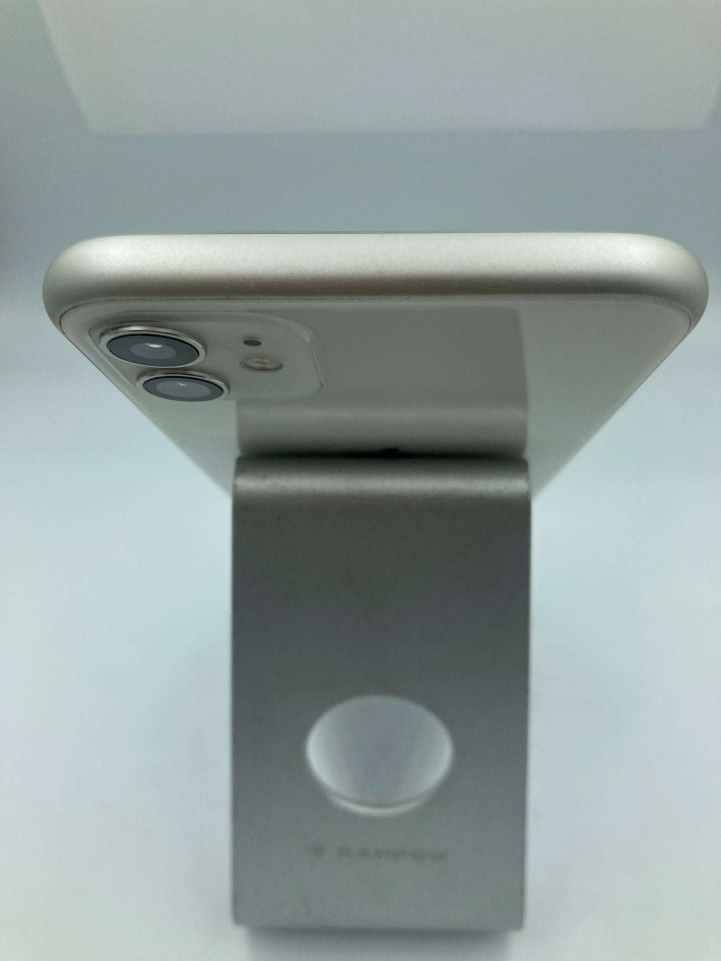 iPhone 11 128GB (Producto Único)