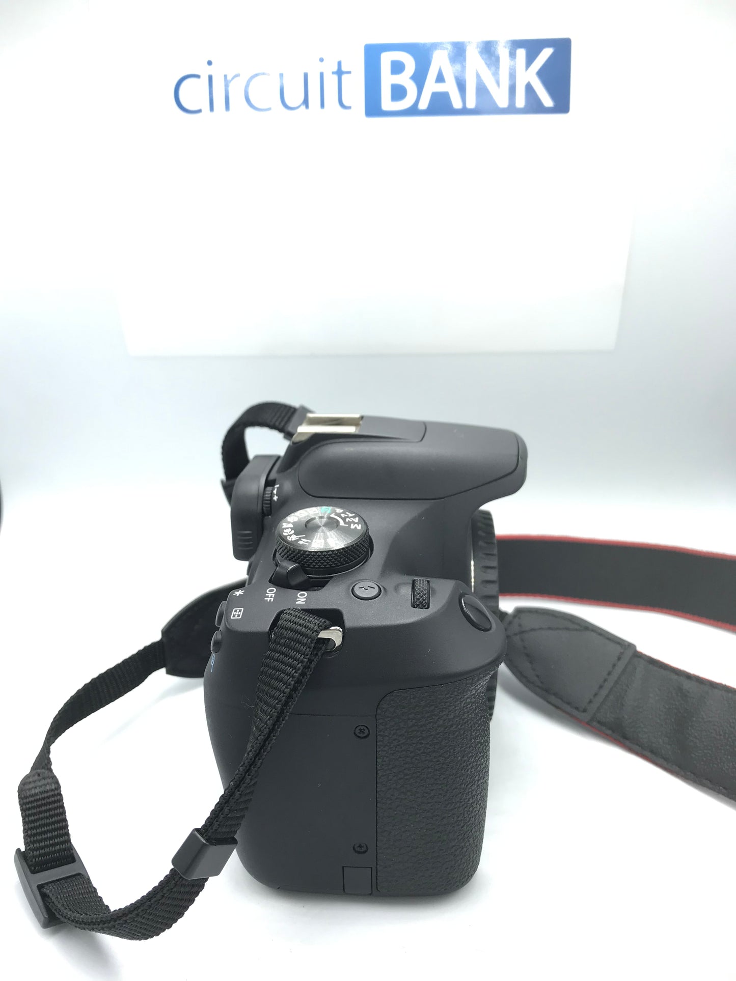 Canon EOS Rebel T7 (Producto Unico)
