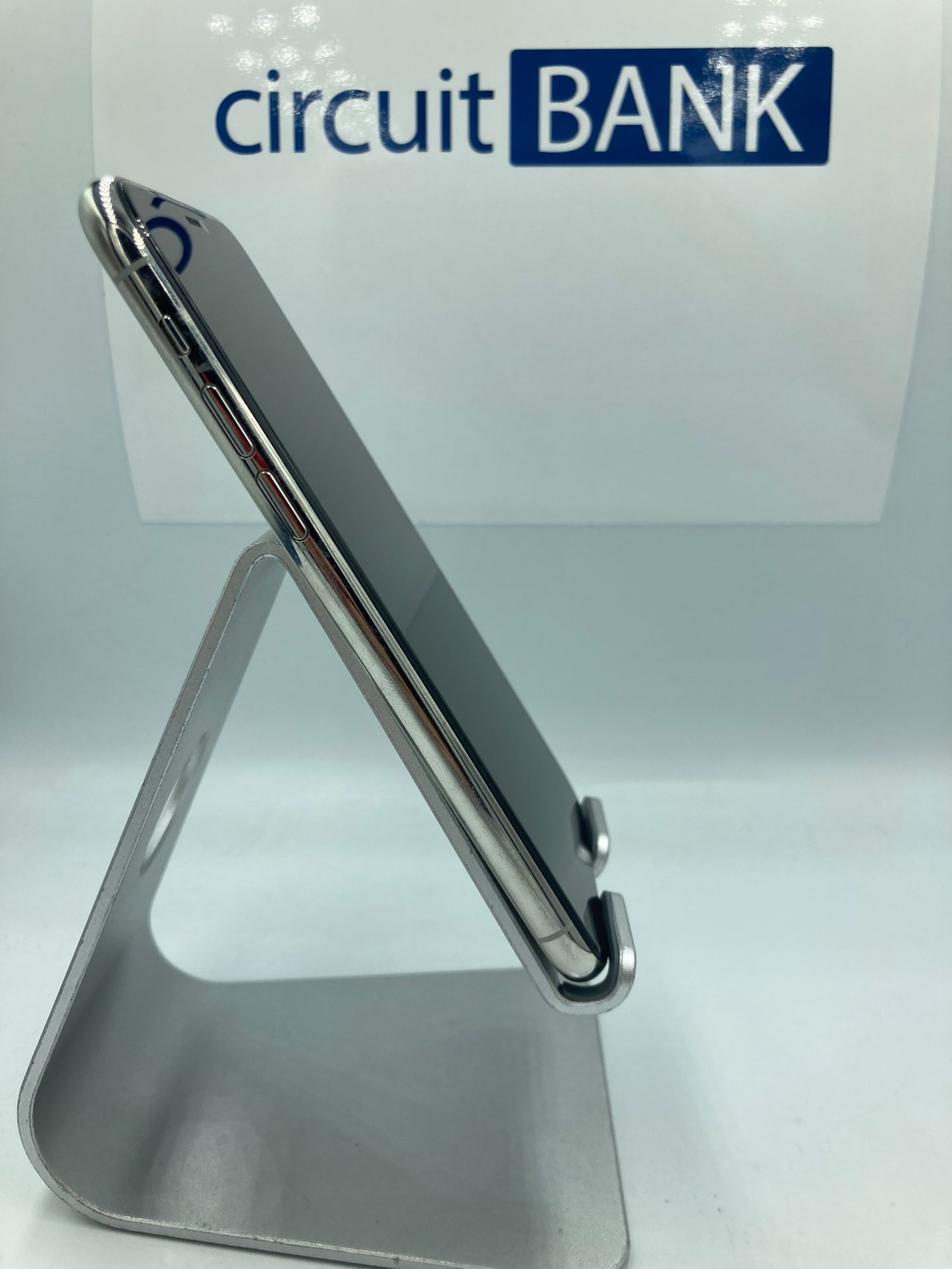 iPhone 11 Pro 64GB (Producto Ùnico)