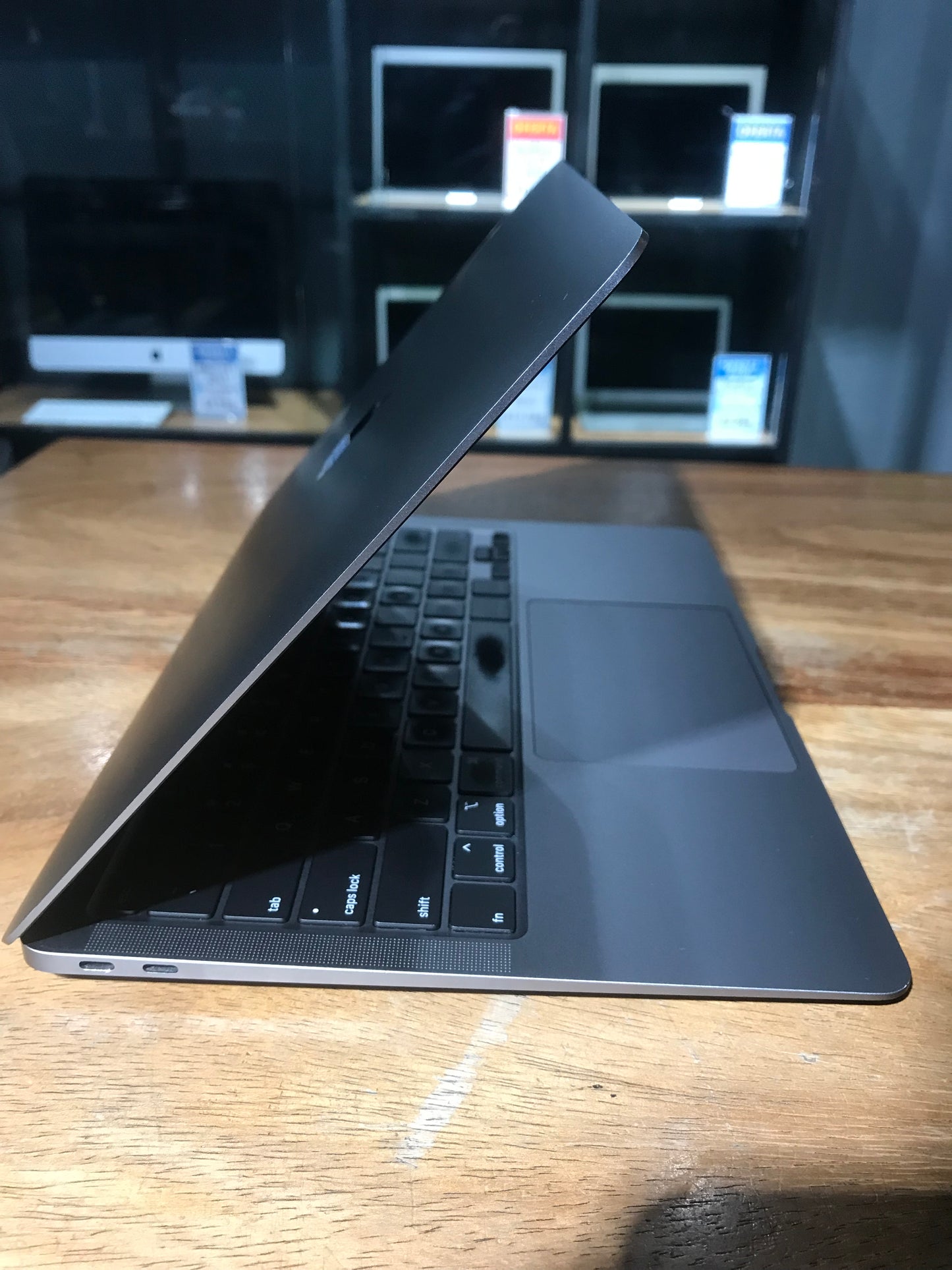 MacBook Air 13" 2020 500GB (Producto Unico)