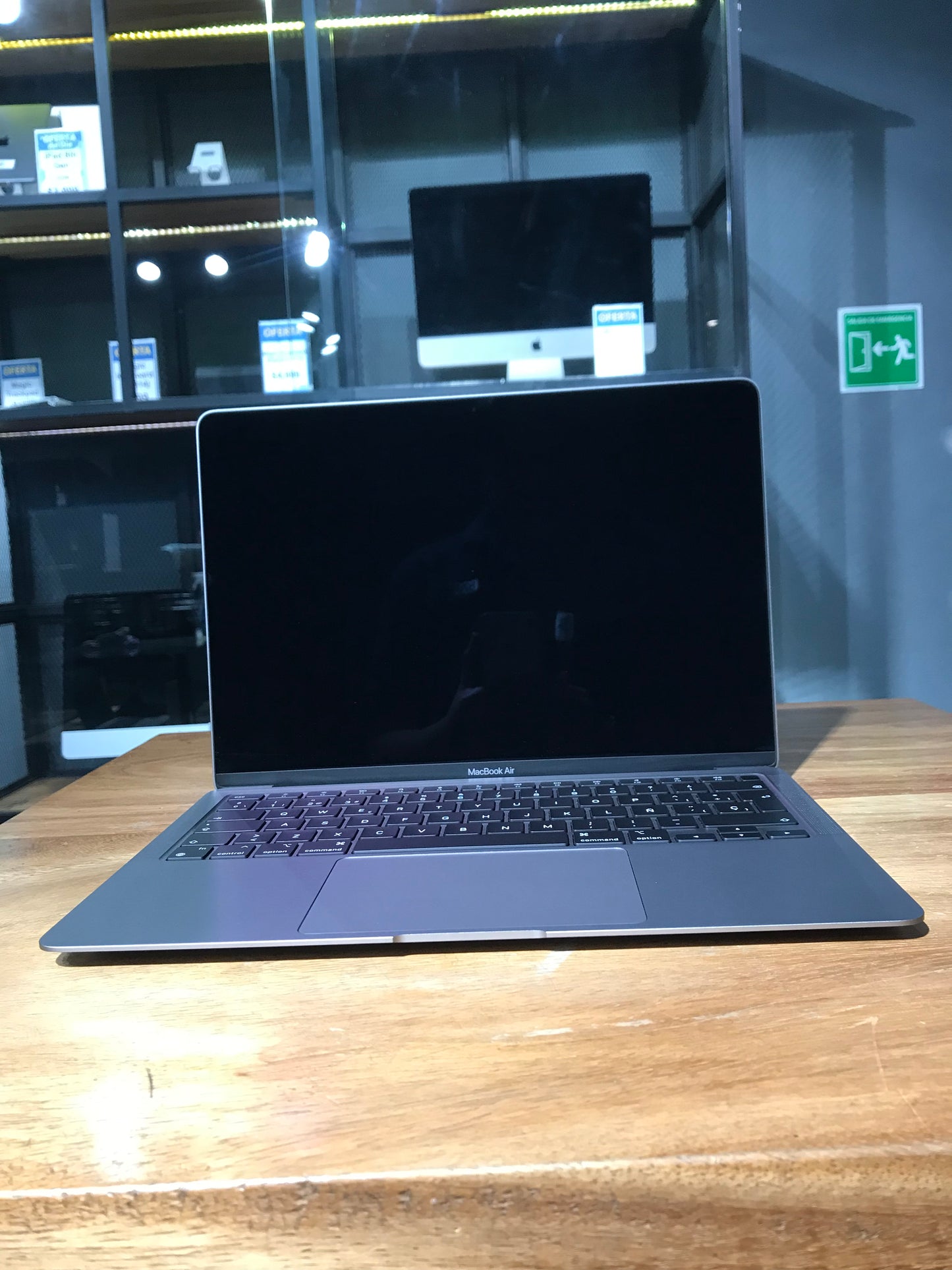 MacBook Air 13" 2020 M1 512GB SSD (Producto Unico)