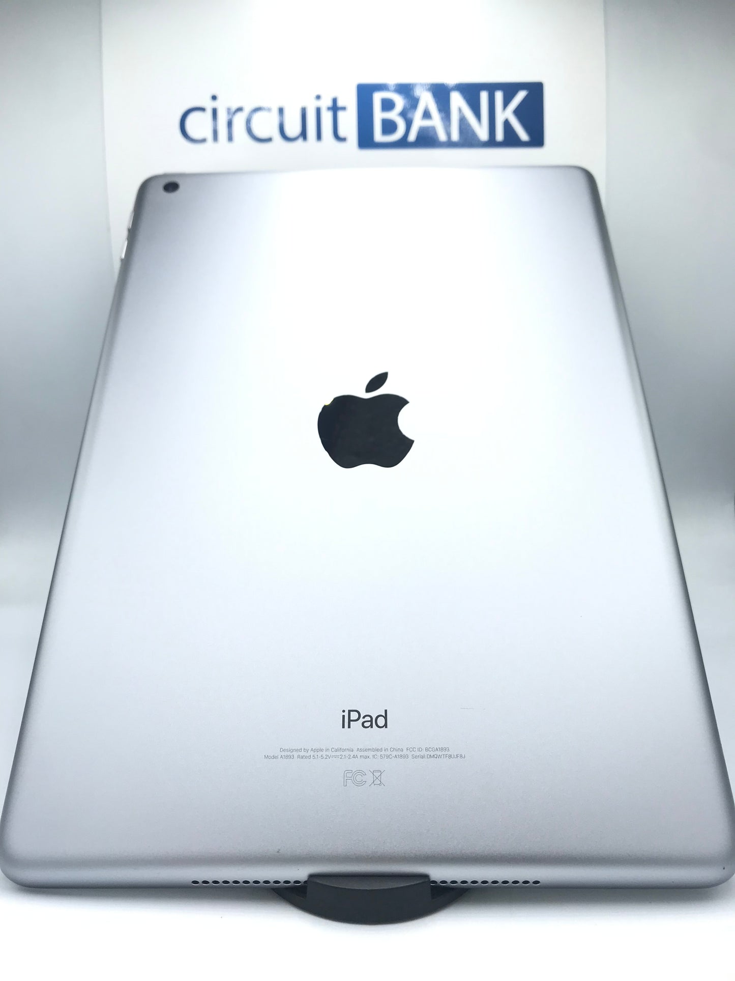 iPad 6ta Gen WIFI 32GB (Producto Unico)