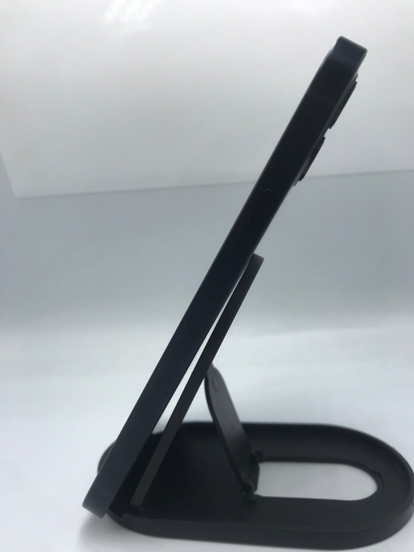 iPhone 12 64GB (Producto Único)