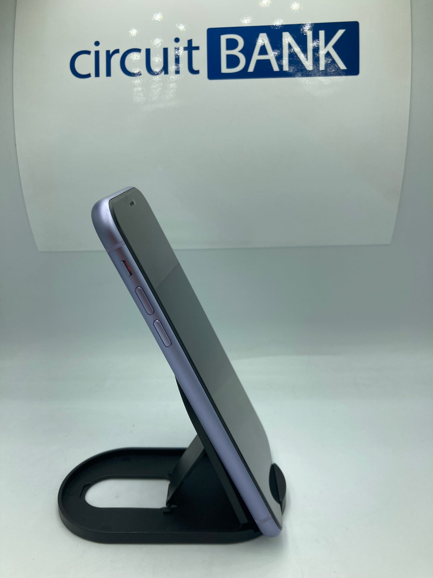 iPhone 11 64GB (Producto único)