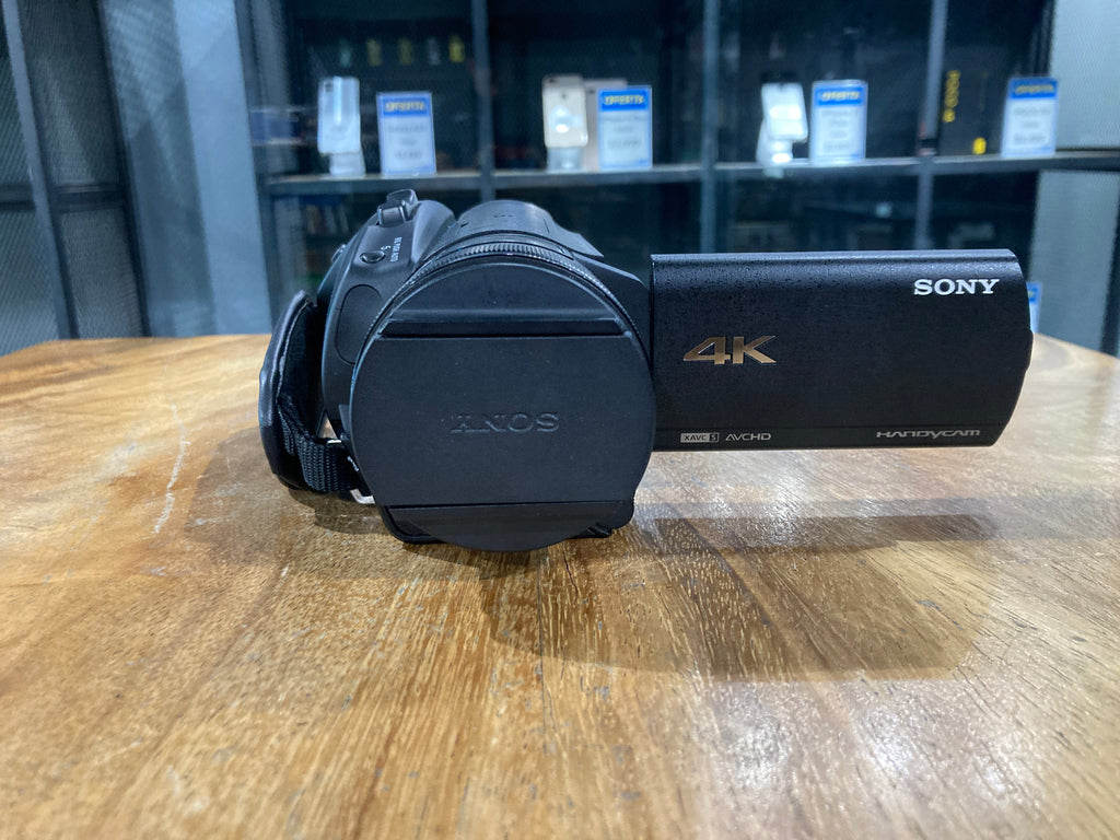 Alimentatore AC/AC 8.4V Per Videocamera Sony FDR-AX700 / FDR-AX700E 4K HDR