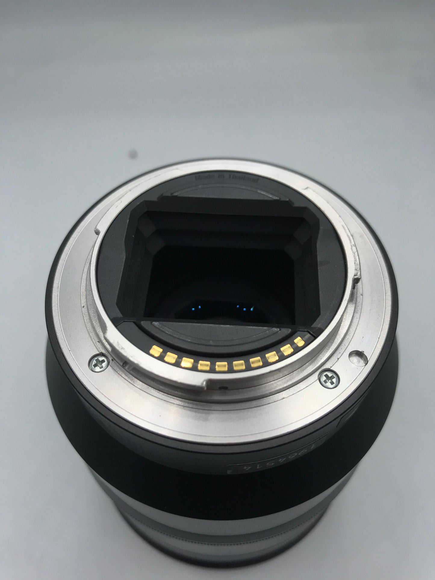 Lente Sony Vario-Tessar FE 4/16-35 ZA OSS (Producto Unico)