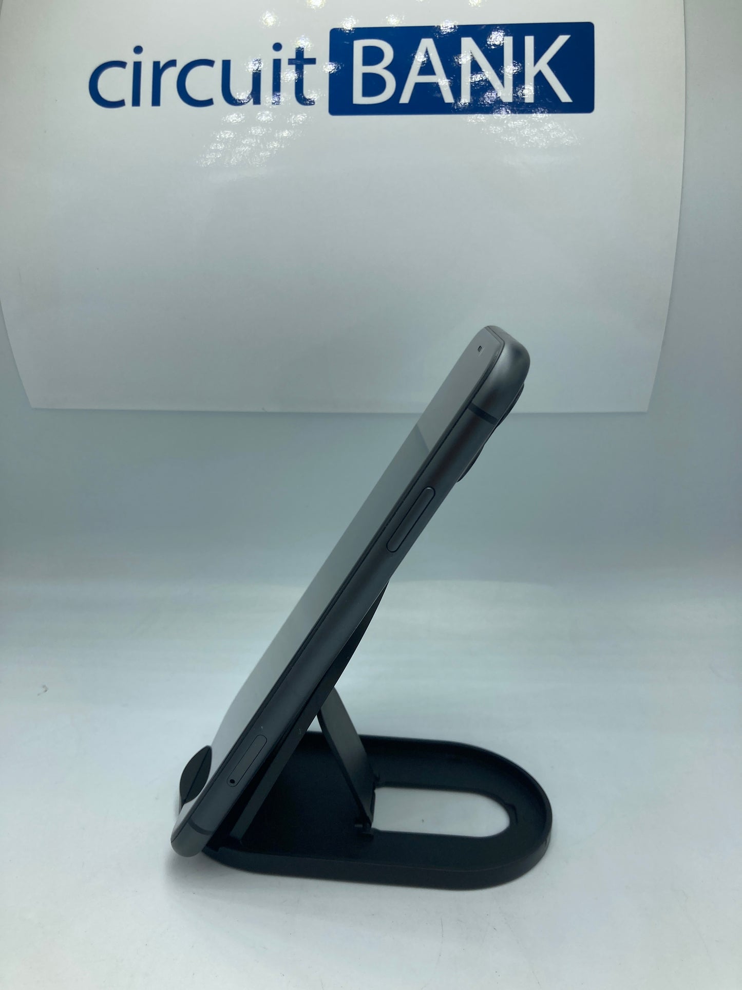 iPhone 11 64GB (Producto Único)