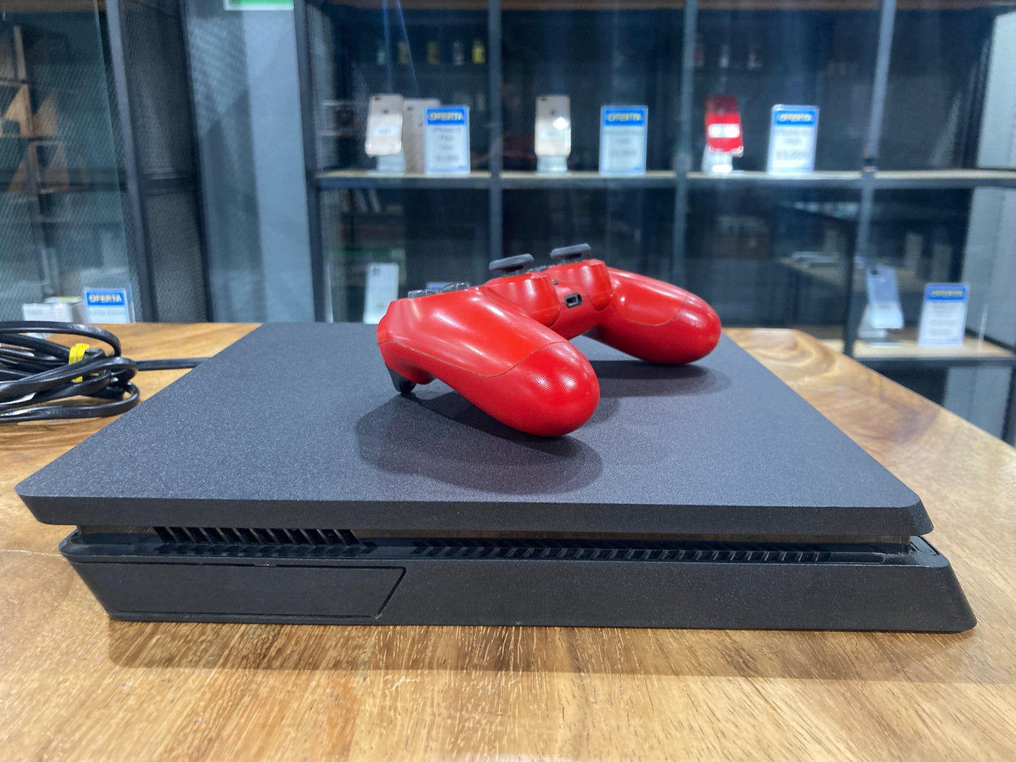 PlayStation 4 Slim 1TB (Producto Único)