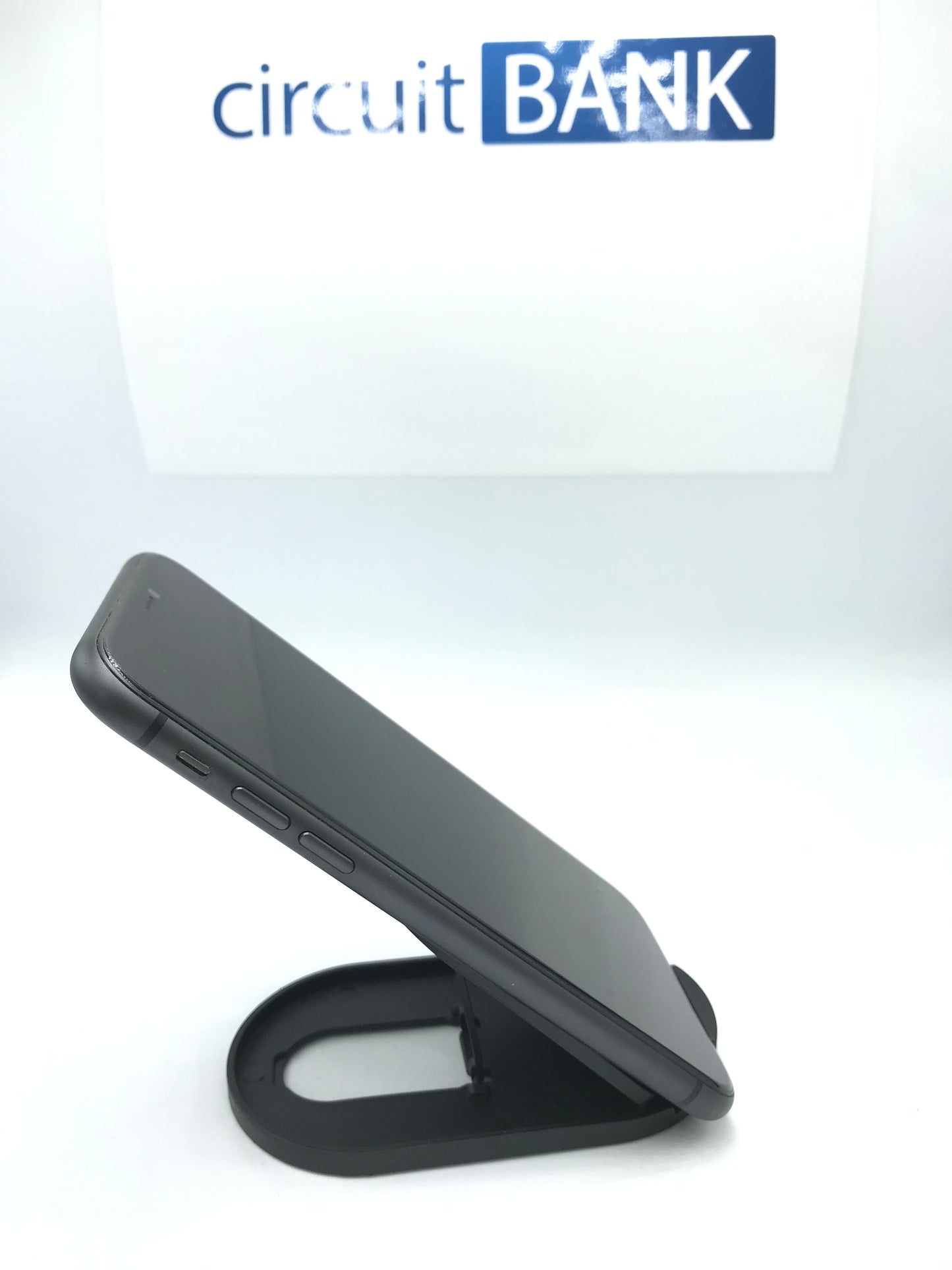 iPhone 11  64 GB (Producto Unico)