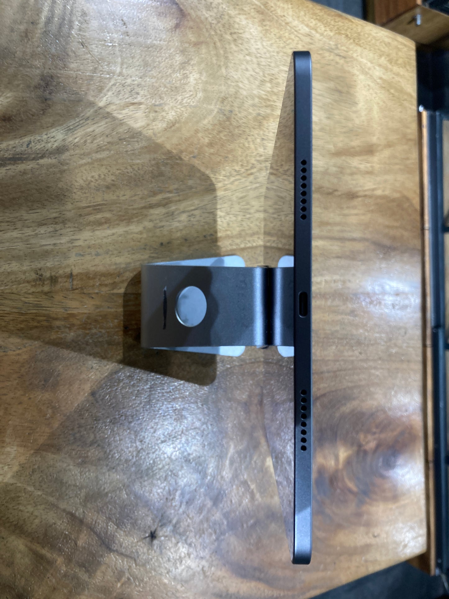 iPad Pro 11" 4th Gen 2TB (Producto Único)