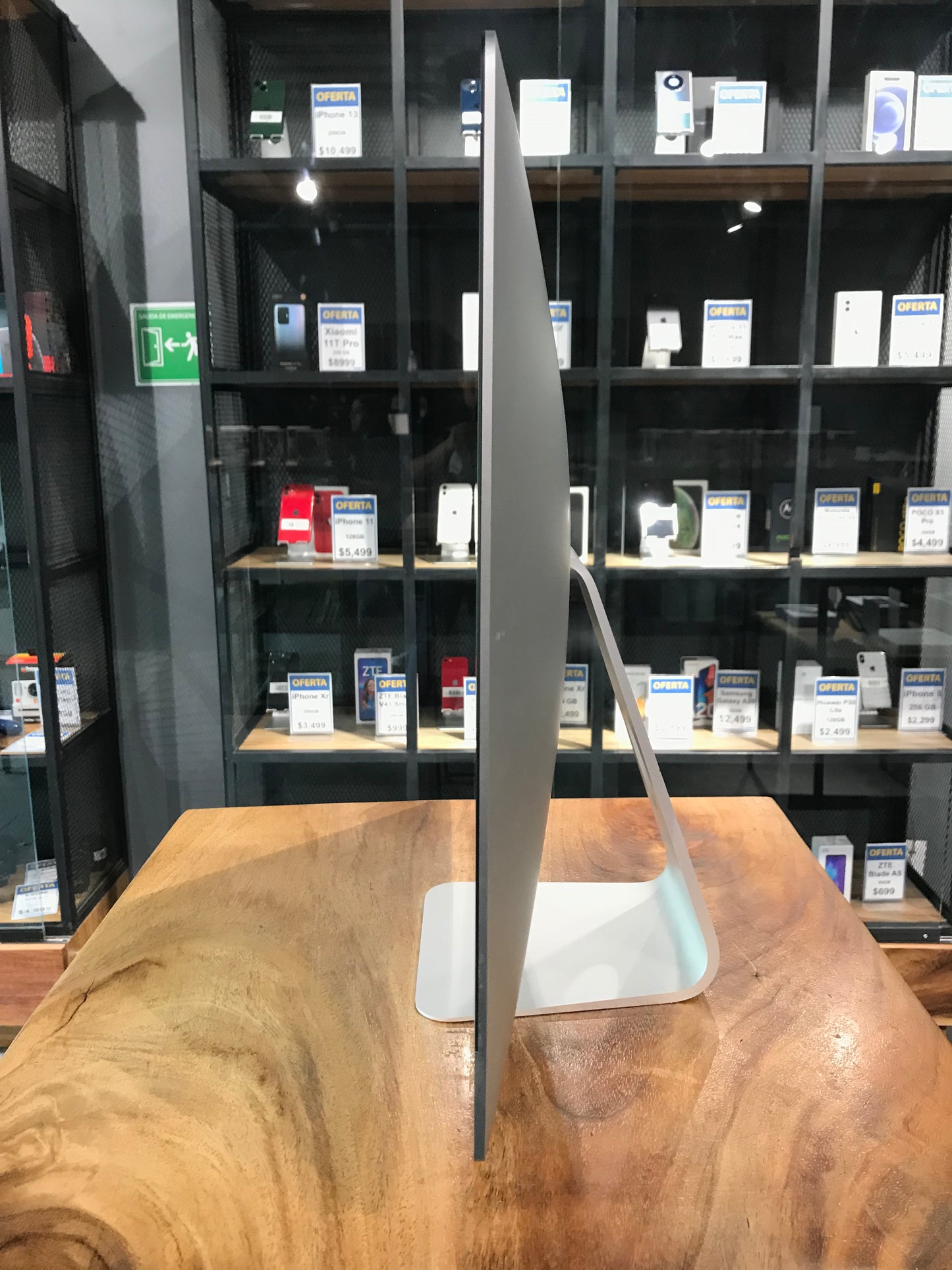 iMac 27" Retina 5K 2019 (Producto Unico)