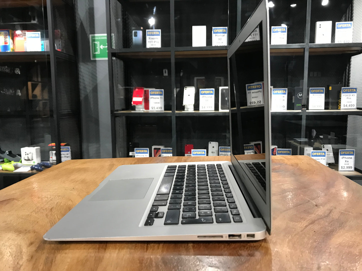 MacBook Air Mid 2013 13¨ 4GBRAM (Producto Unico)