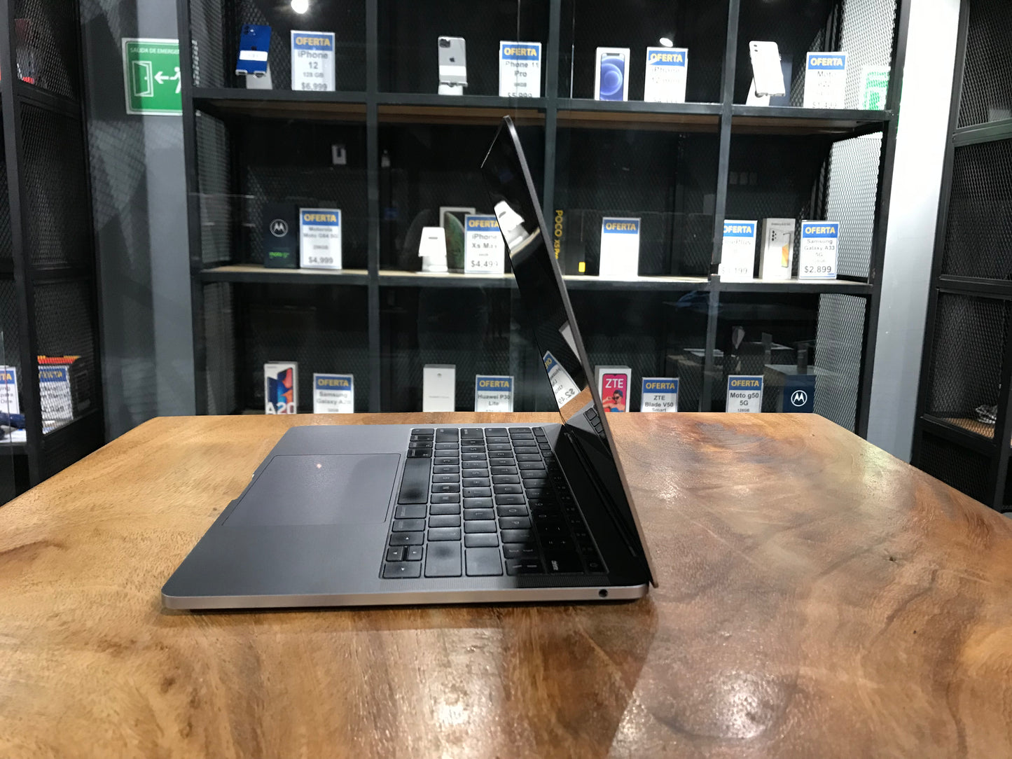 MacBook Pro 13" 2017 (Producto Único)