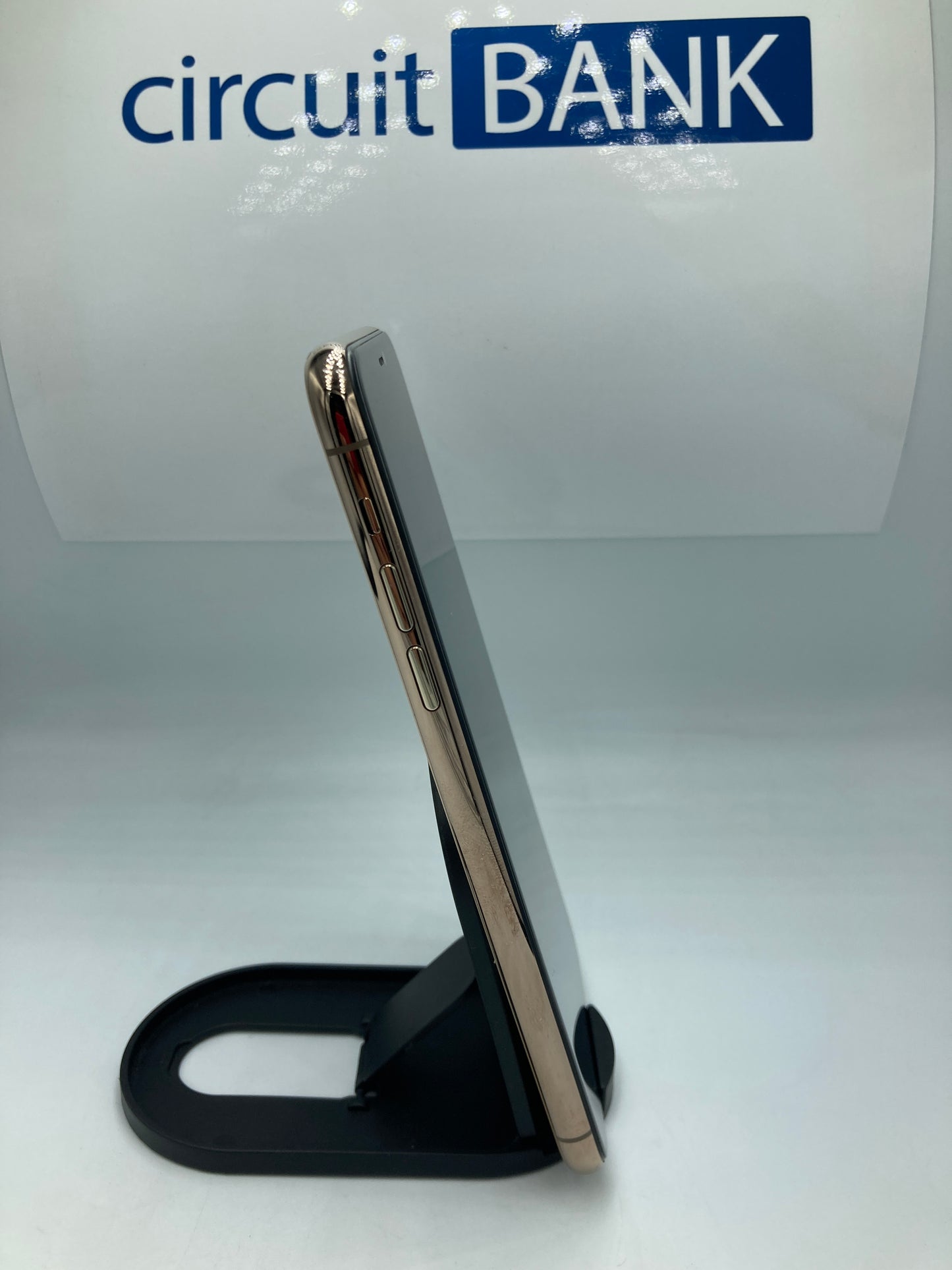 iPhone 11 Pro Max 64GB (Producto Unico)