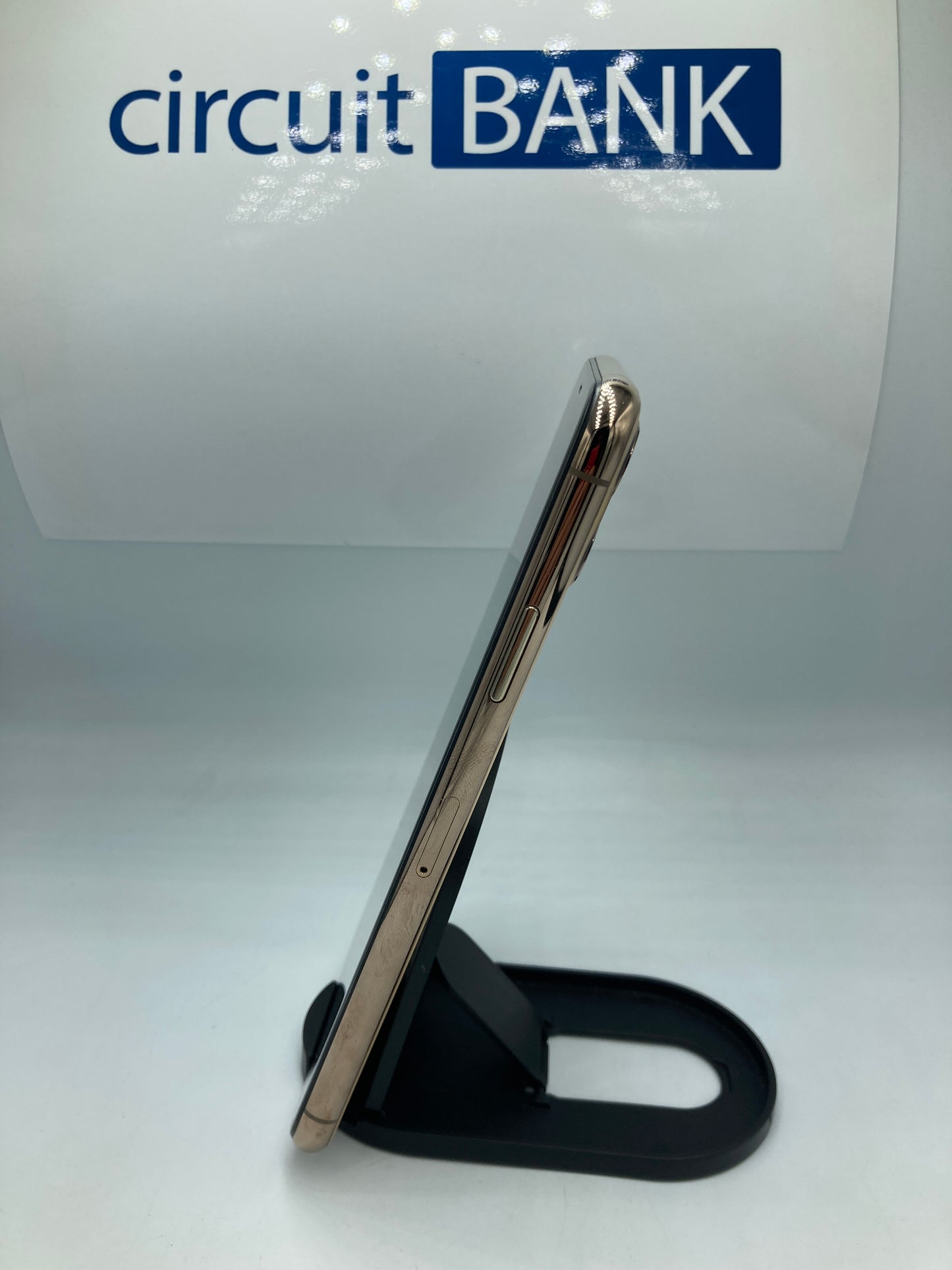 iPhone 11 Pro Max 64GB (Producto Unico)