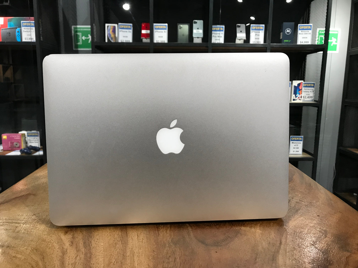 MacBook Air 13" 2015 (Producto Unico)