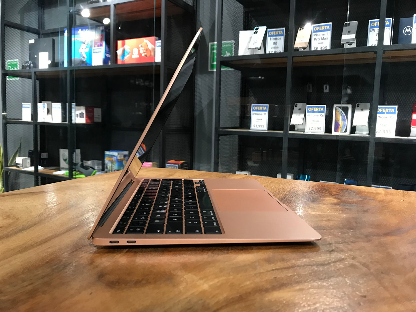 MacBook Air 13" 2020  (Producto Único)