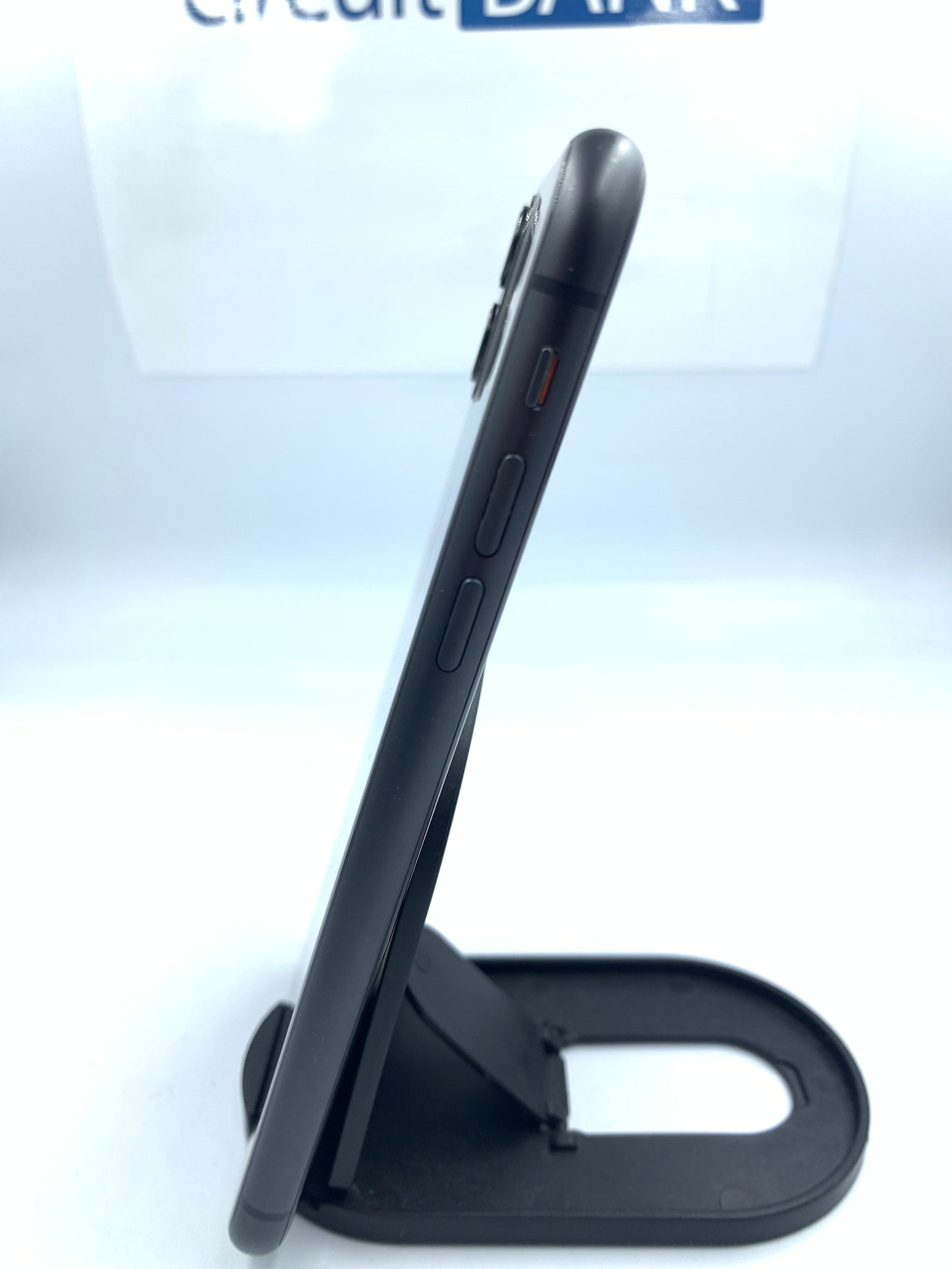 iPhone 11 64GB (Producto Único)